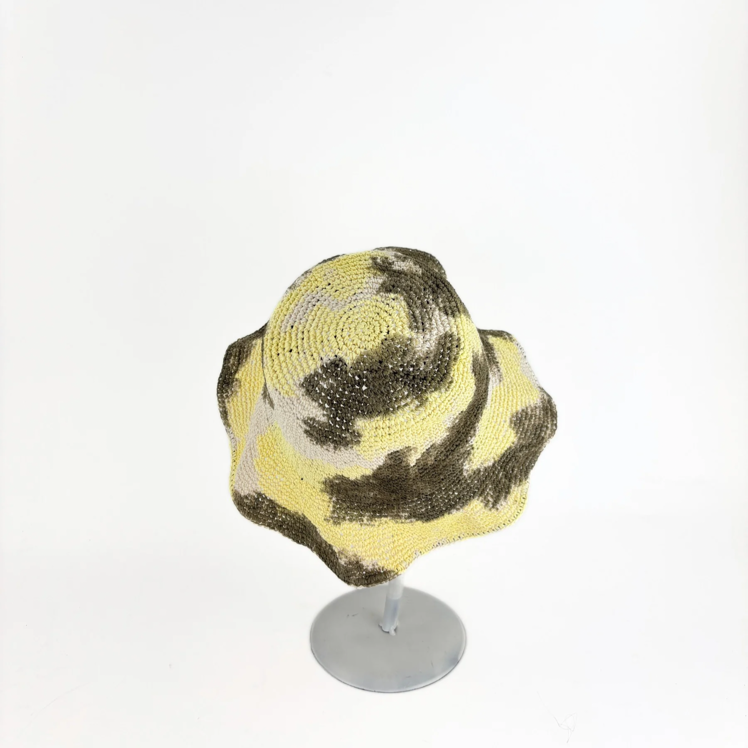 PCNQ DANTE painted Sun Cloche Hat in Yellow and White - Big Bag NY