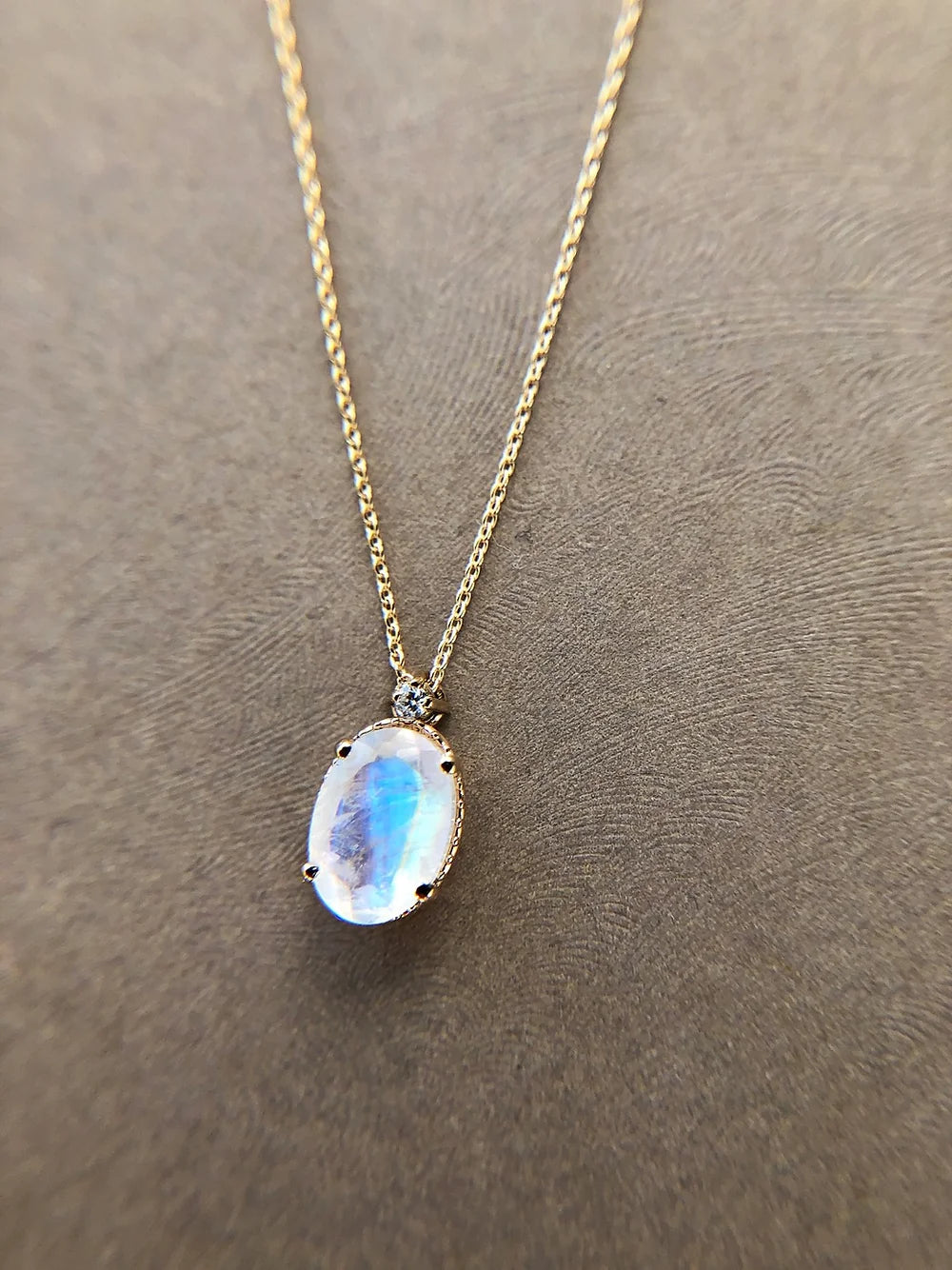 Ginza Biggee Necklace in Moonstone - Big Bag NY