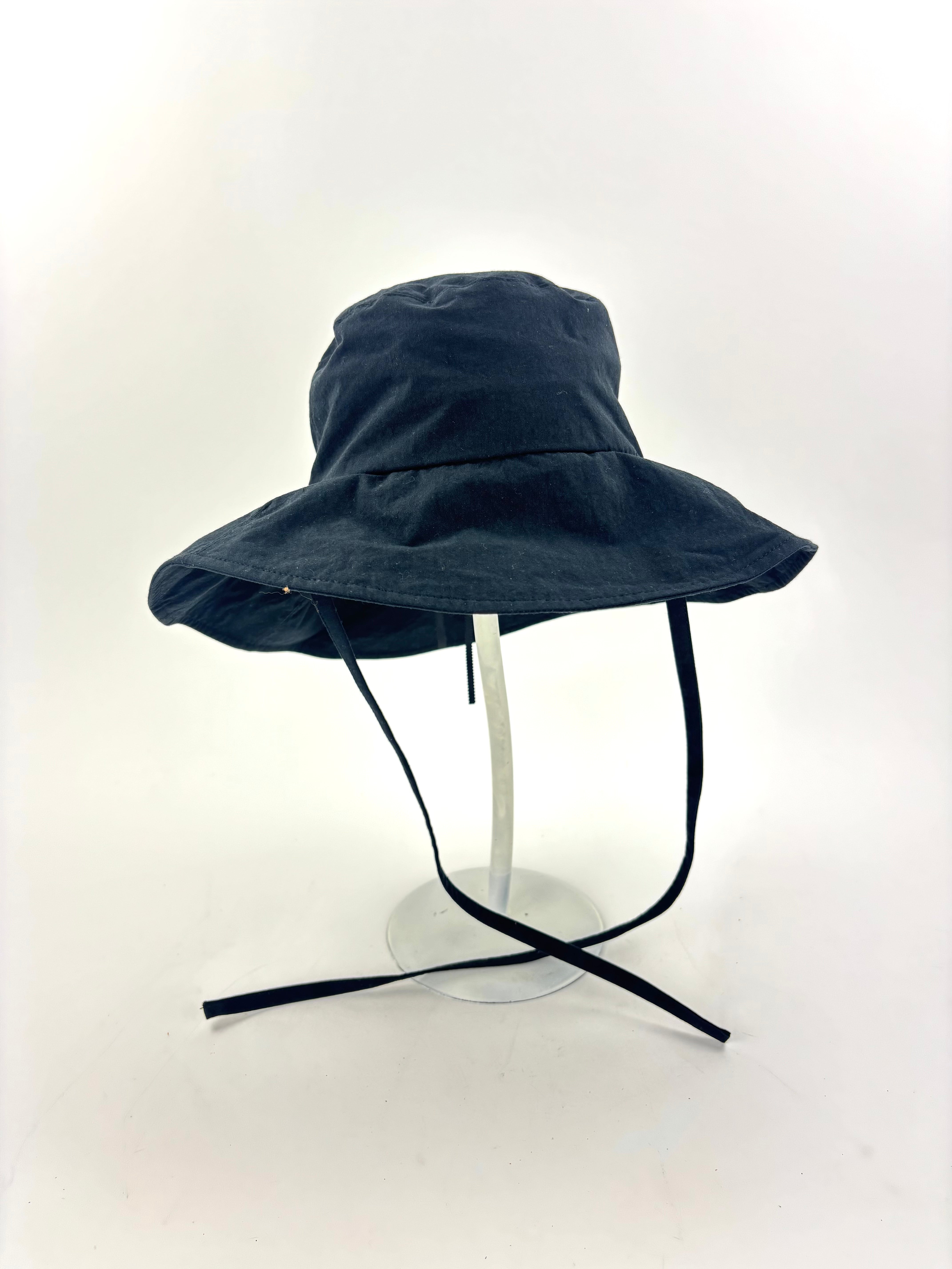ARLO Cotton and Nylon Sun and Rain Floppy Hat with Tie Ribbons Black - Big Bag NY