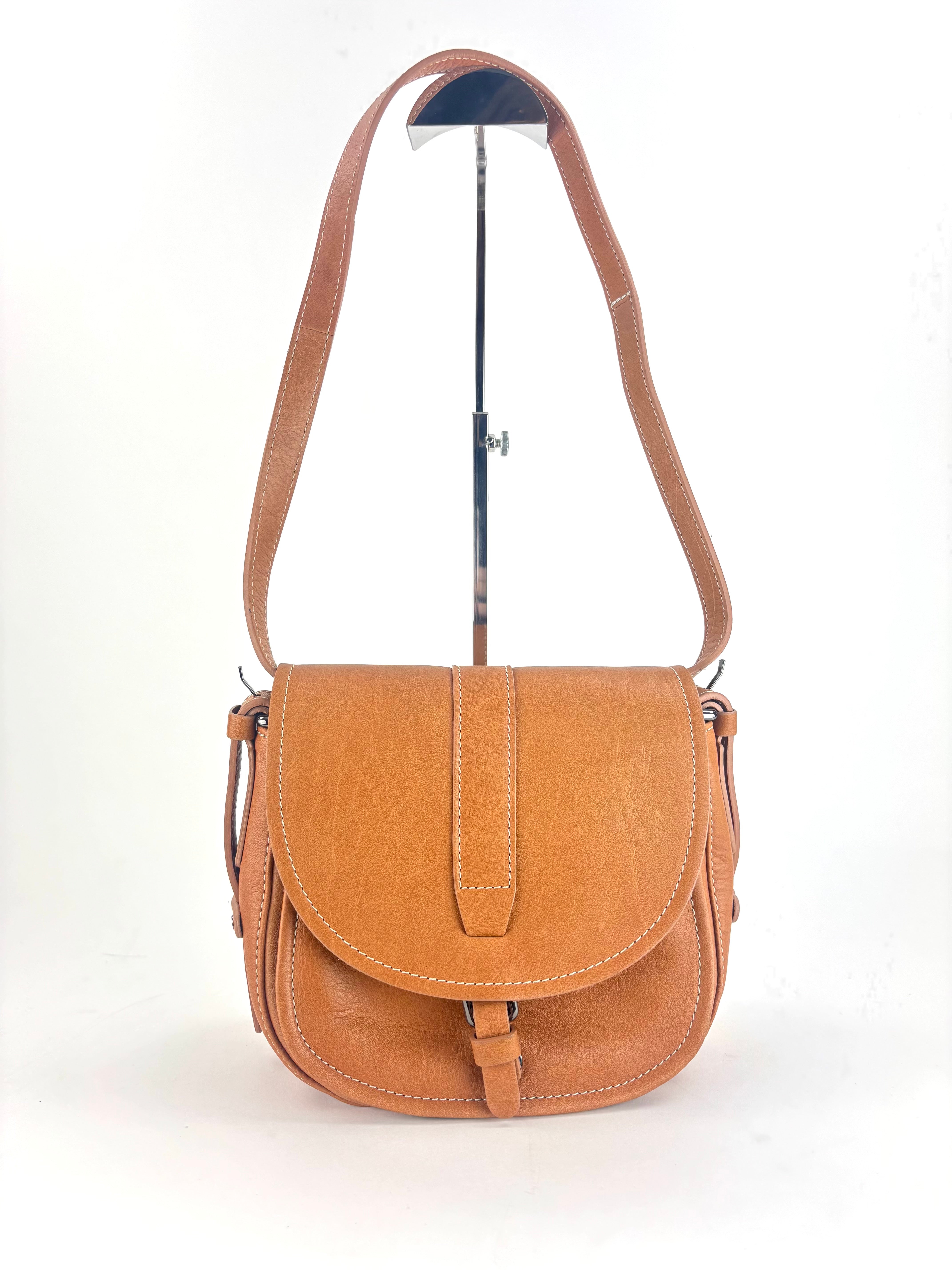 Medium Tuscan Leather Saddle Bag Beige - Big Bag NY