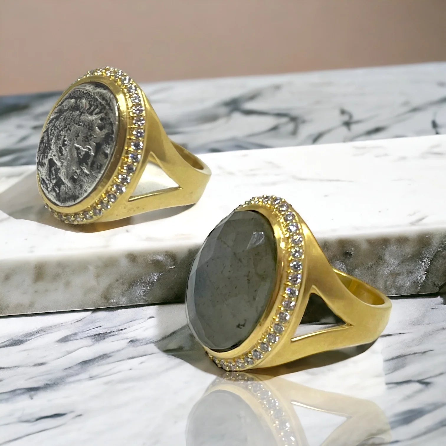 TAT2 Gold Labradorite FORTE Ring - Big Bag NY