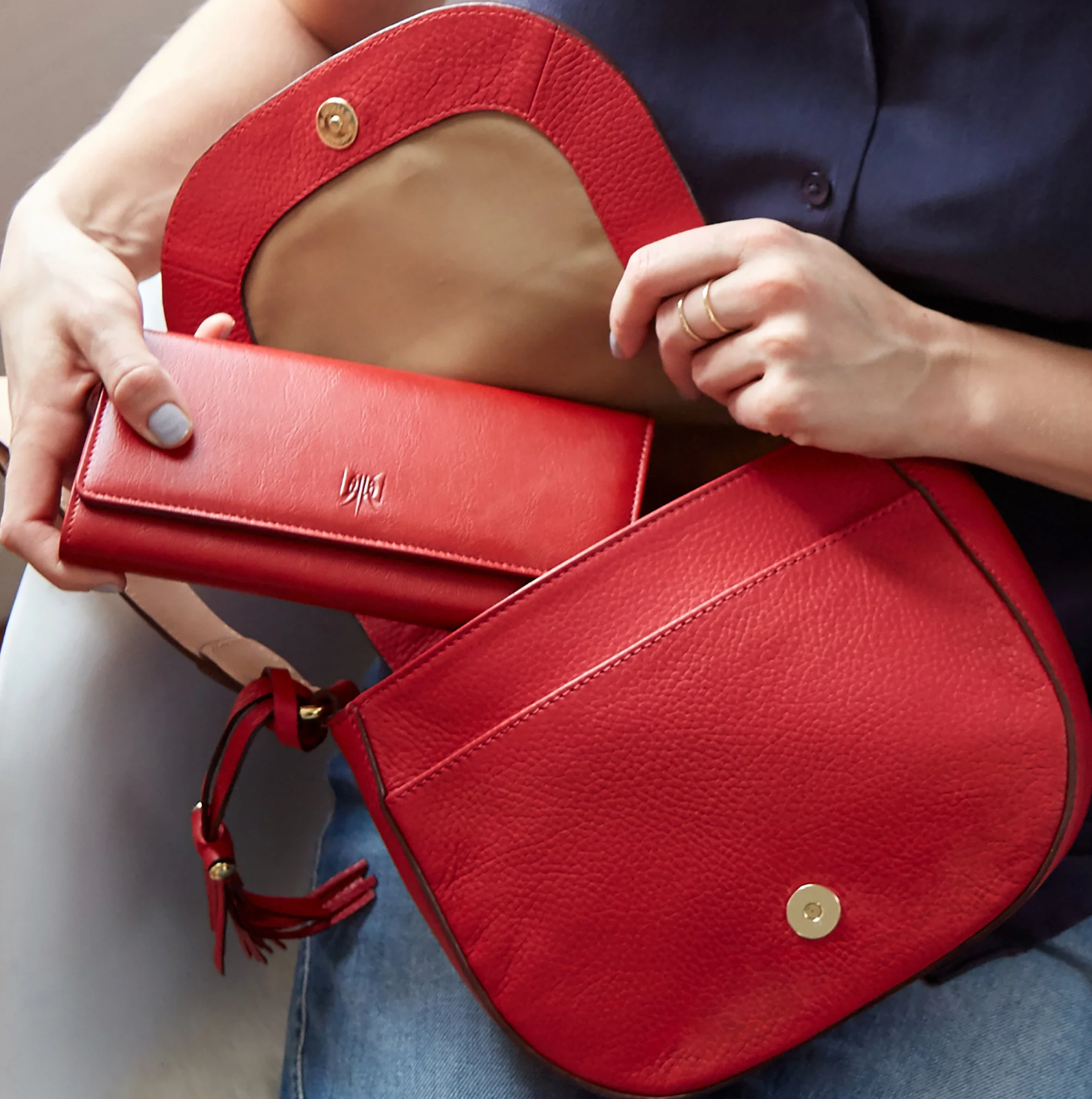 Red Tusk Siam Accordion Clutch Wallet - Big Bag NY
