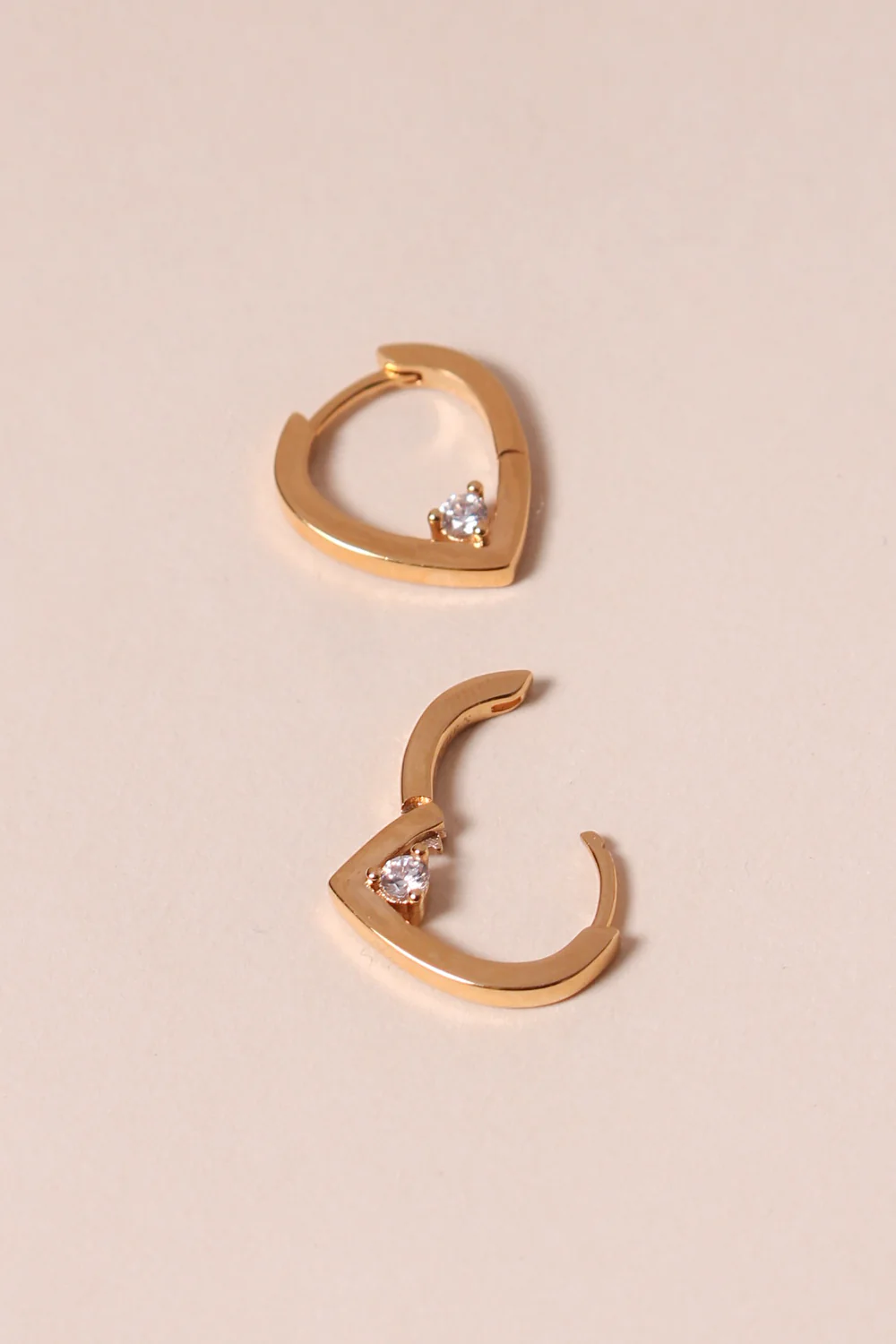 Waekura Audrey gold heart hoop earrings - Big Bag NY