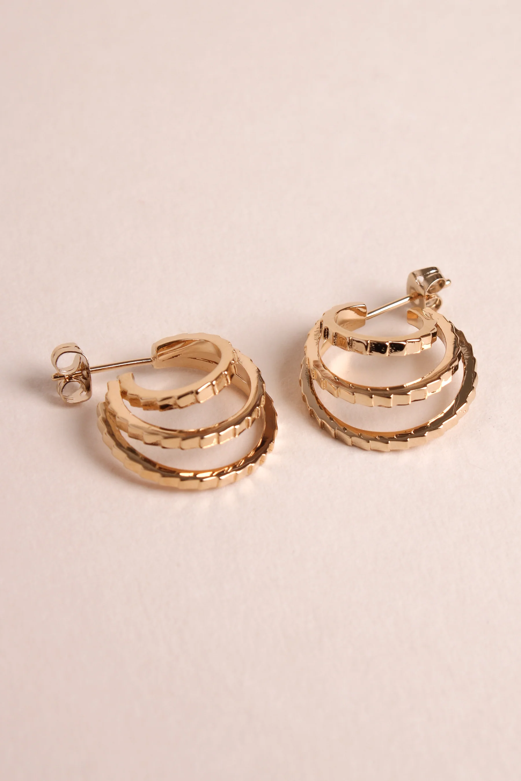 Waekura Celeste hold hoop earrings - Big Bag NY
