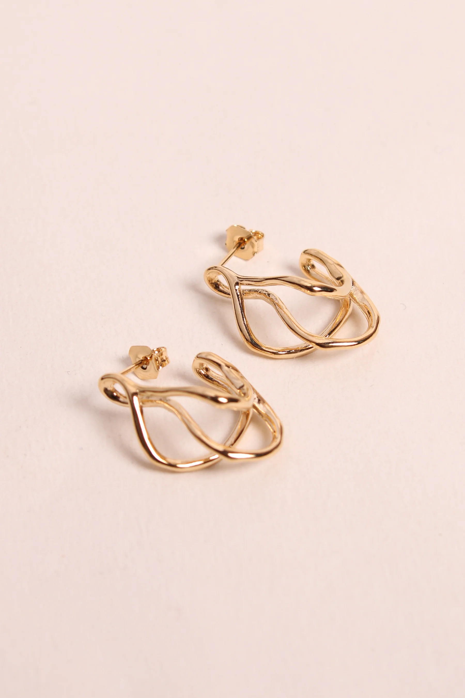 Waekura Sissy gold hoop earrings - Big Bag NY