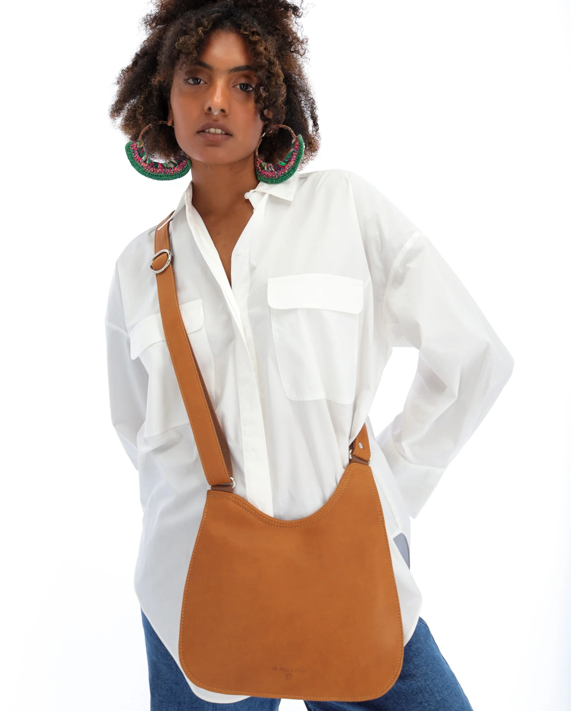 Ateliers Foures Artemis Small Asymmetric Crossbody Bag Lionne - Big Bag NY