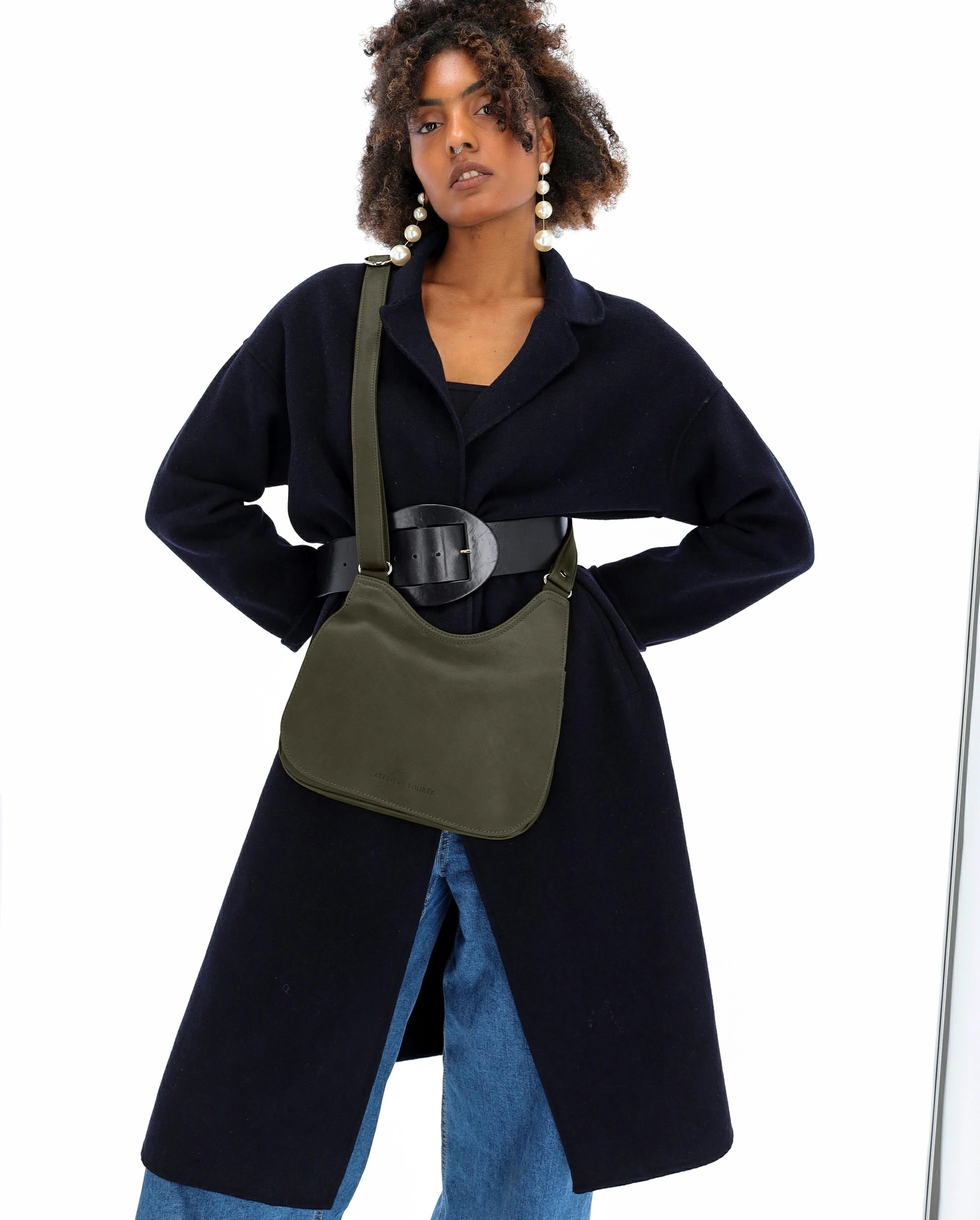Les Ateliers Foures Artemis Asymmetric Crossbody Bag Kaki - Big Bag NY