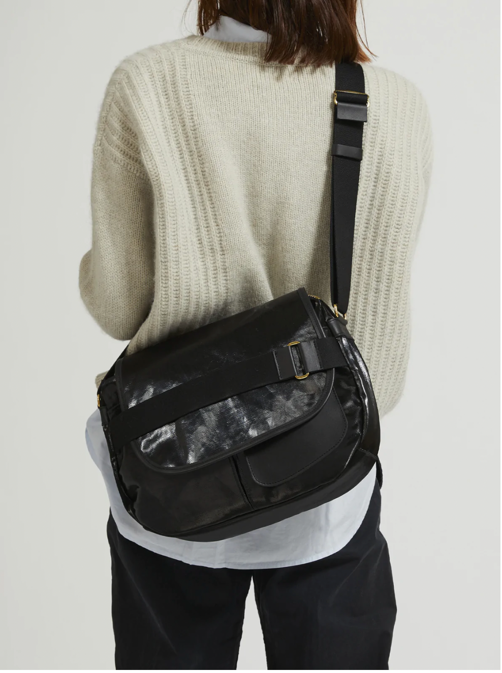Jack Gomme Atelier Lin GABY messenger bag in Noir Black - Big Bag NY