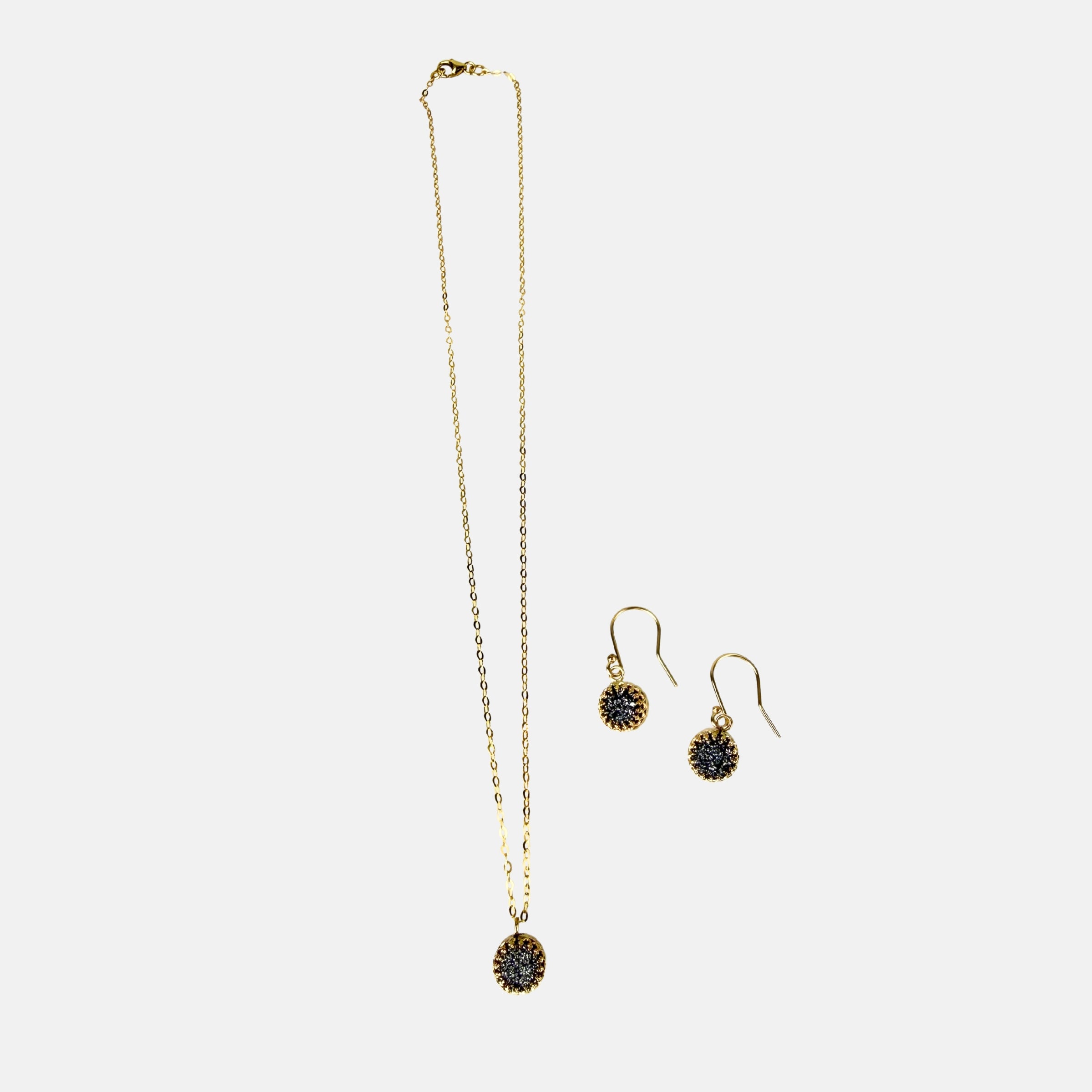 Ithil Round Pewter Druzy Necklace and Earrings in Gold - Big Bag NY