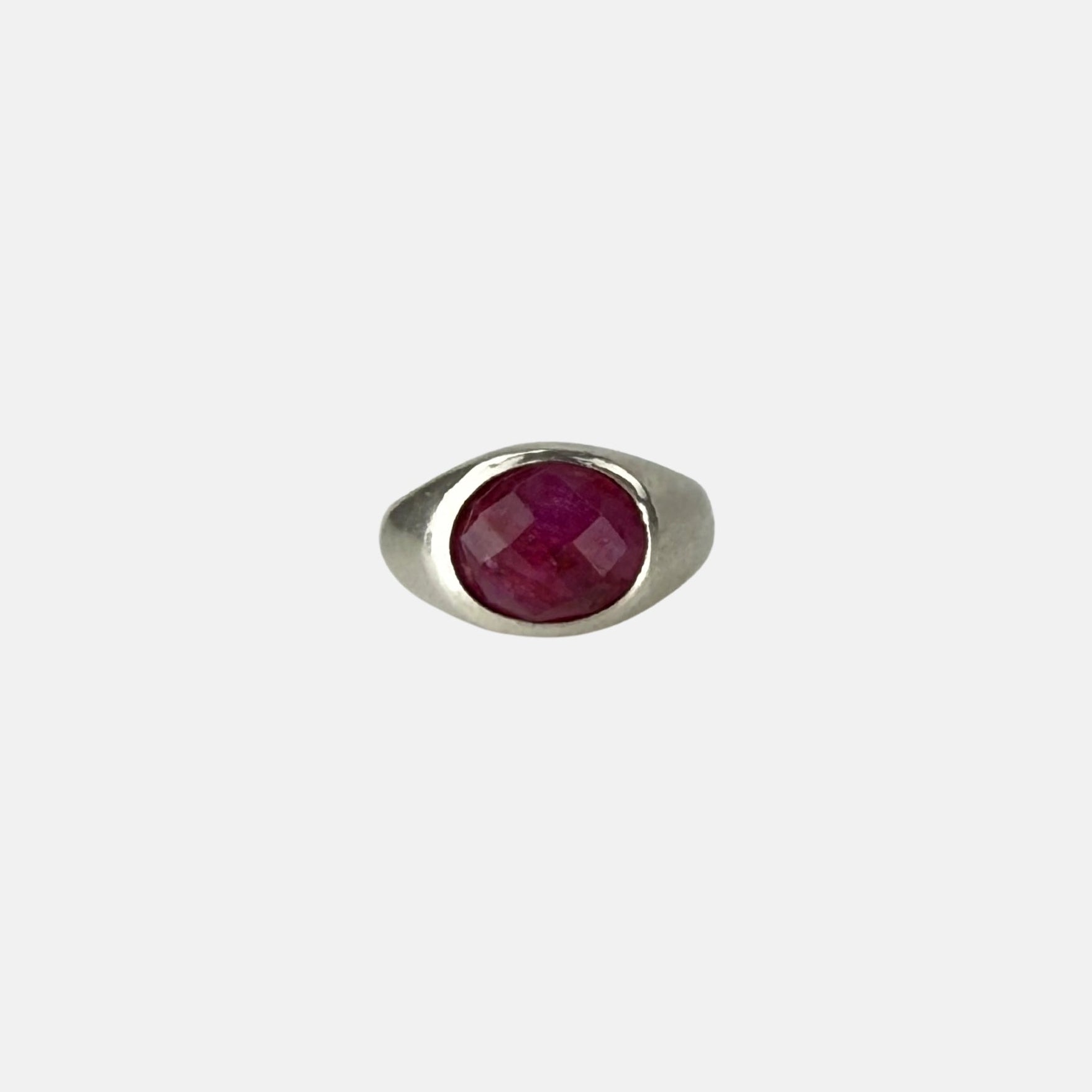 Ithil Ruby Ring - Big Bag NY