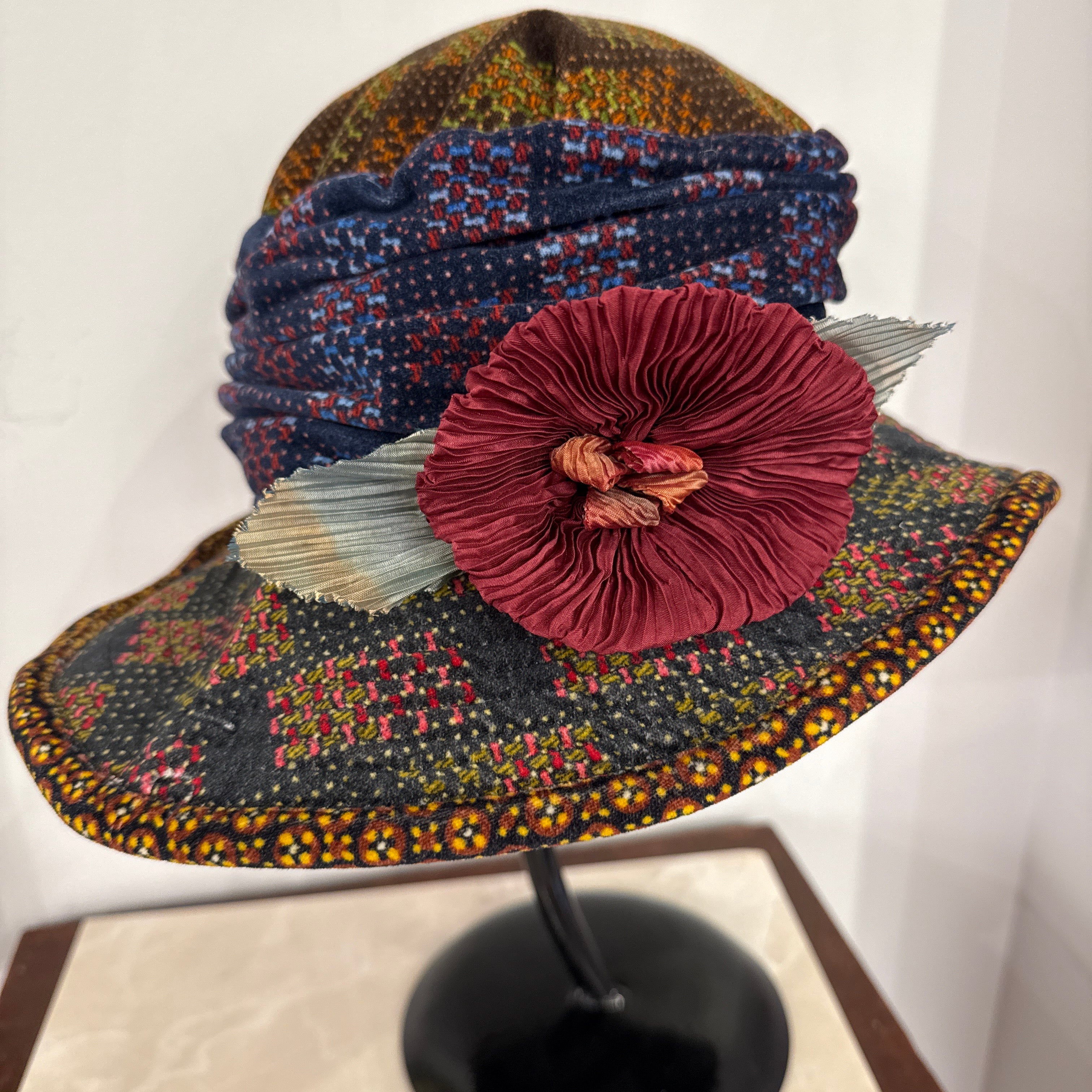 Velvet Liberty Medium Brim Flower - Big Bag NY