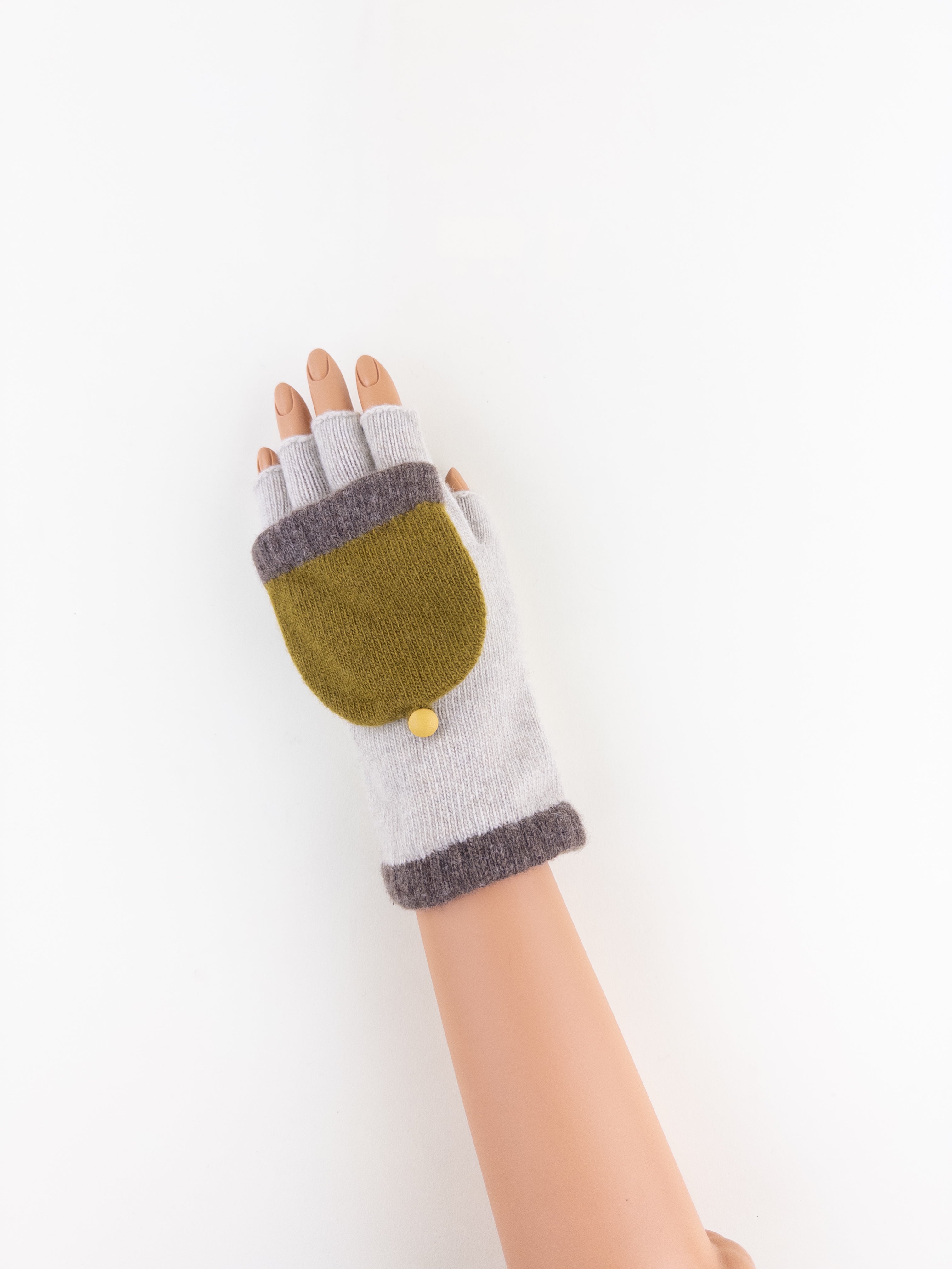 Santacana Short Fingerless Glove with Hood in Olive - Big Bag NY