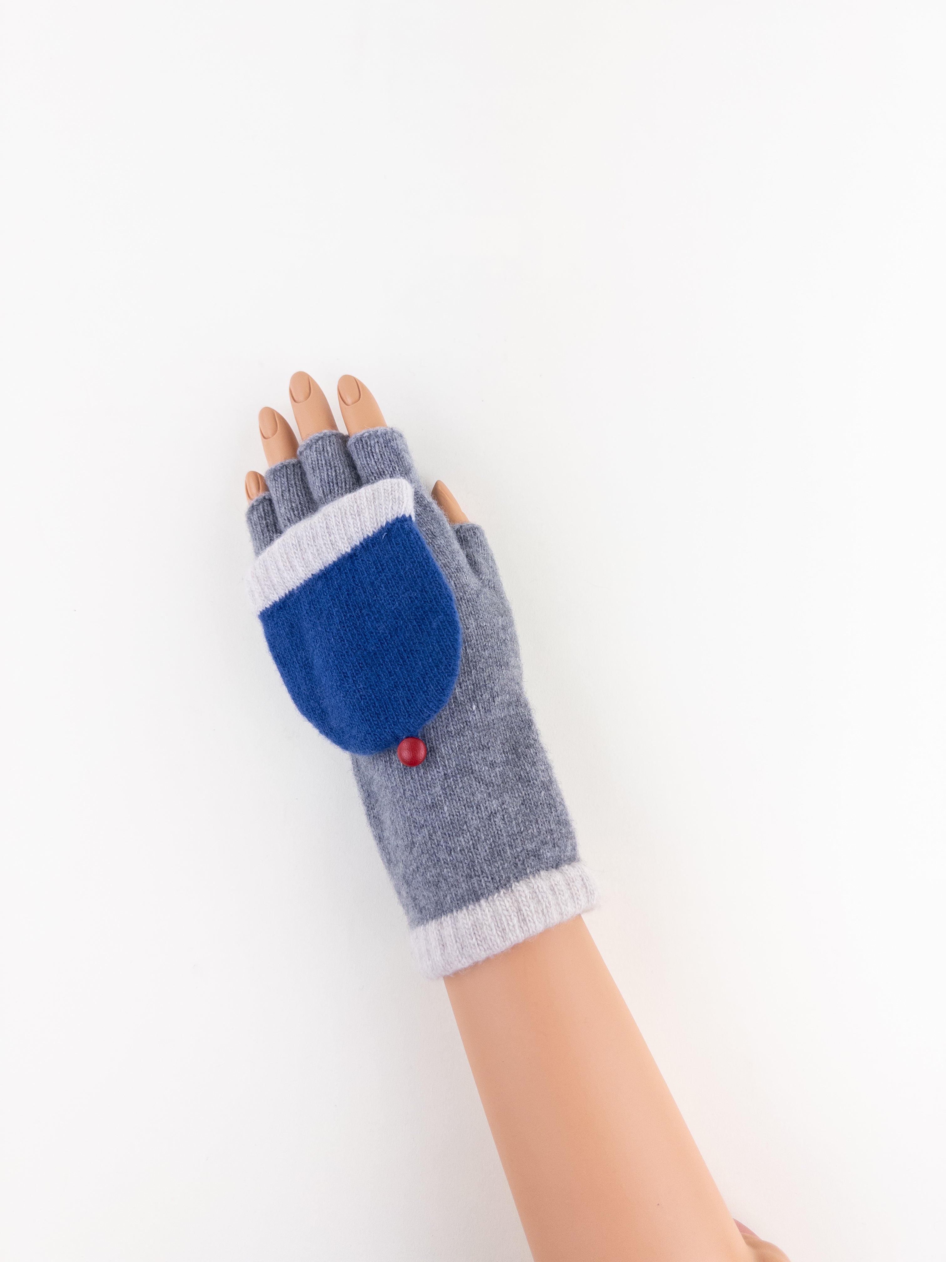 Santacana Short Fingerless Glove with Hood in Grey - Big Bag NY