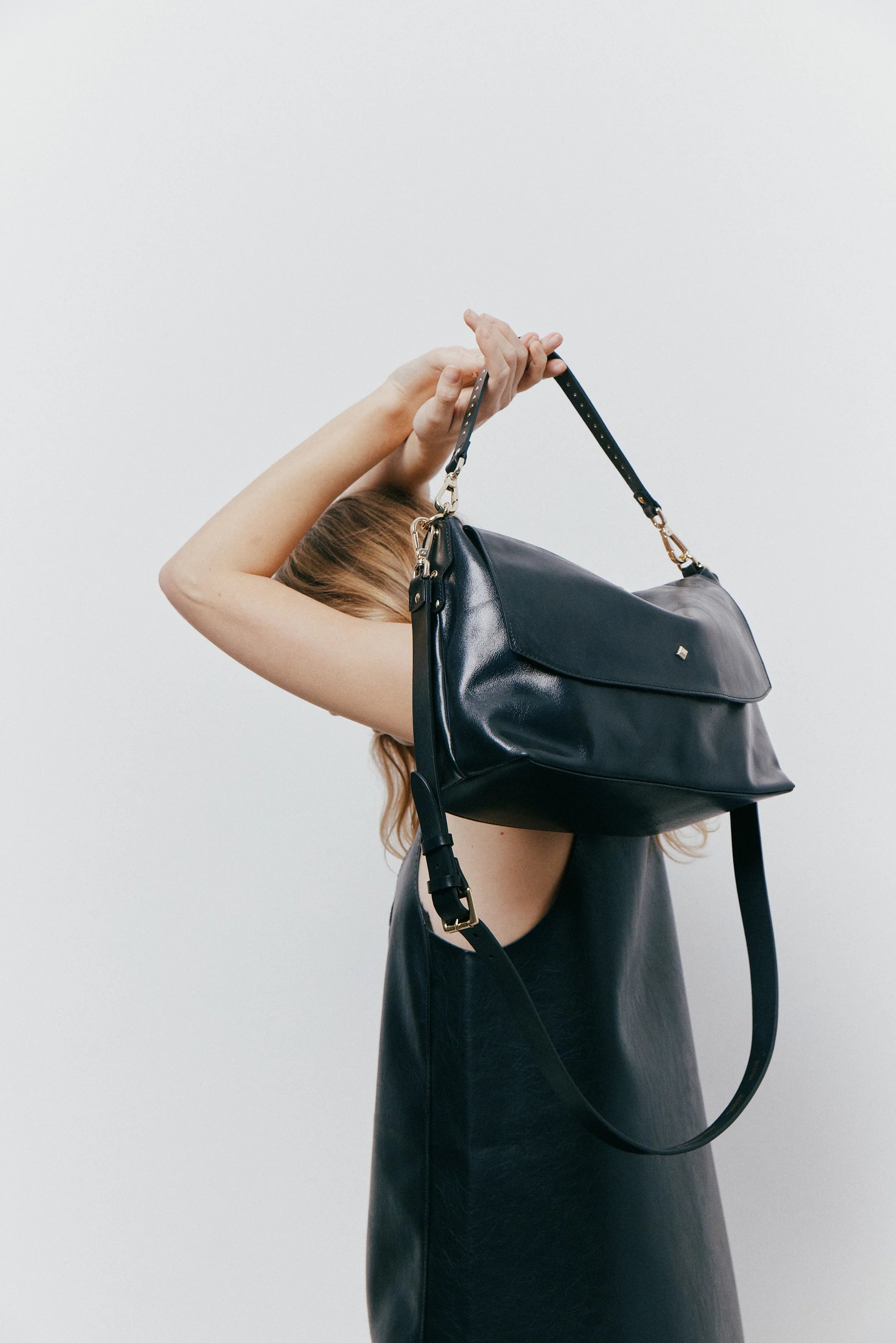 HERBERT Frere Soeur Le Benson in Black - Big Bag NY