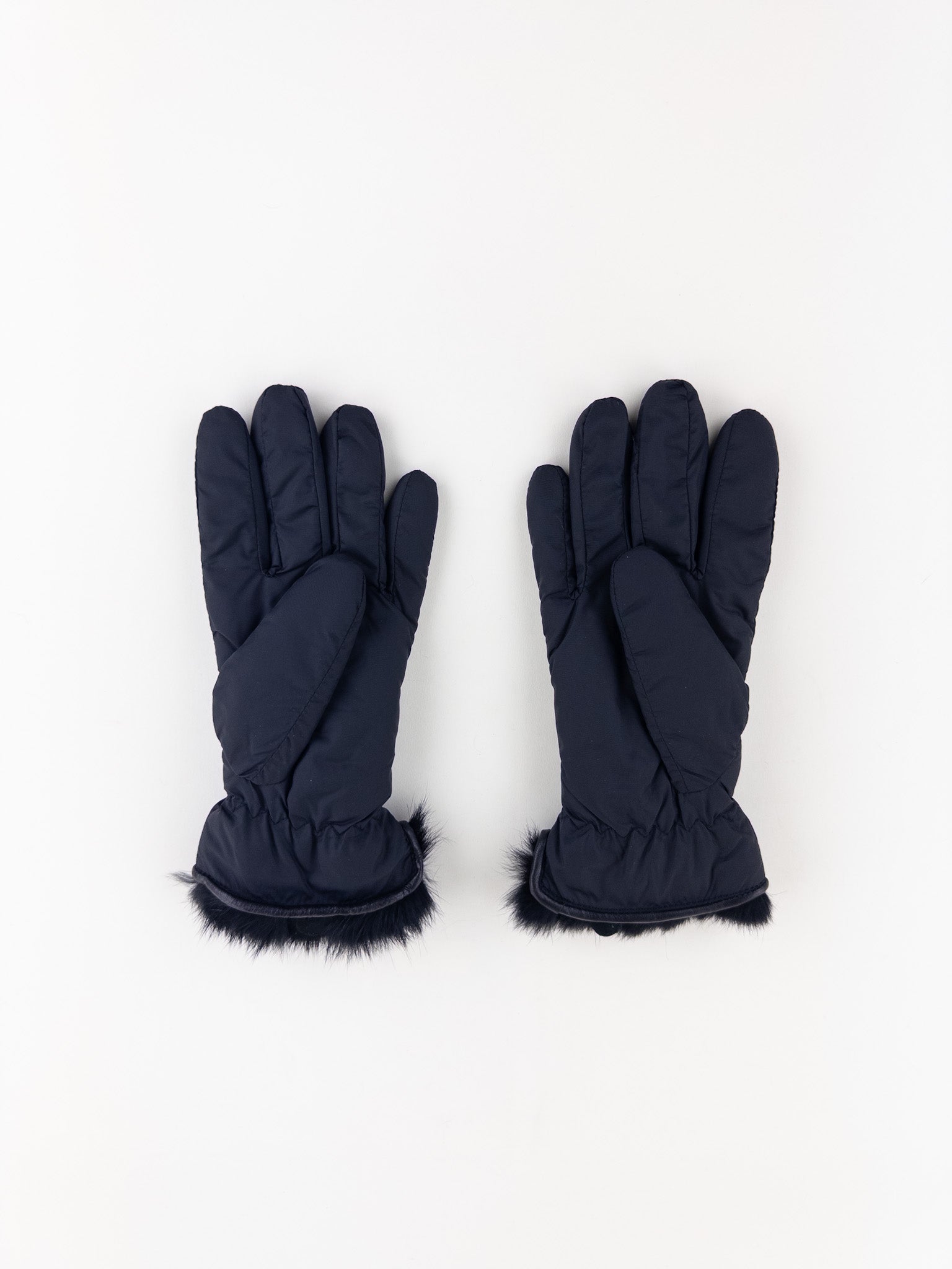 Santacana Pleated Gloves with Bow in Black - Big Bag NY