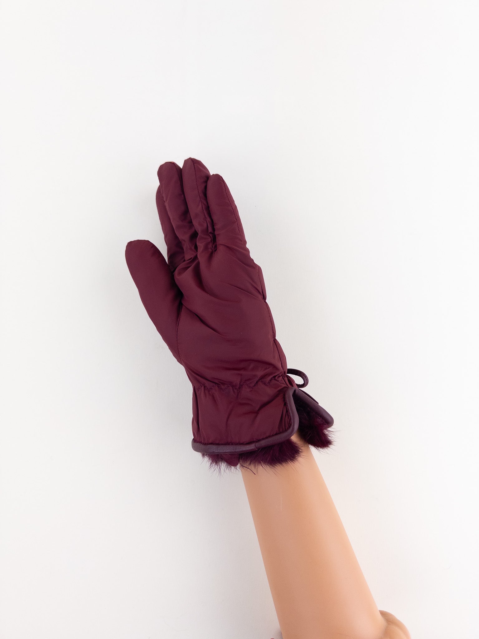 Santacana Pleated Gloves with Bow in Burgundy - Big Bag NY