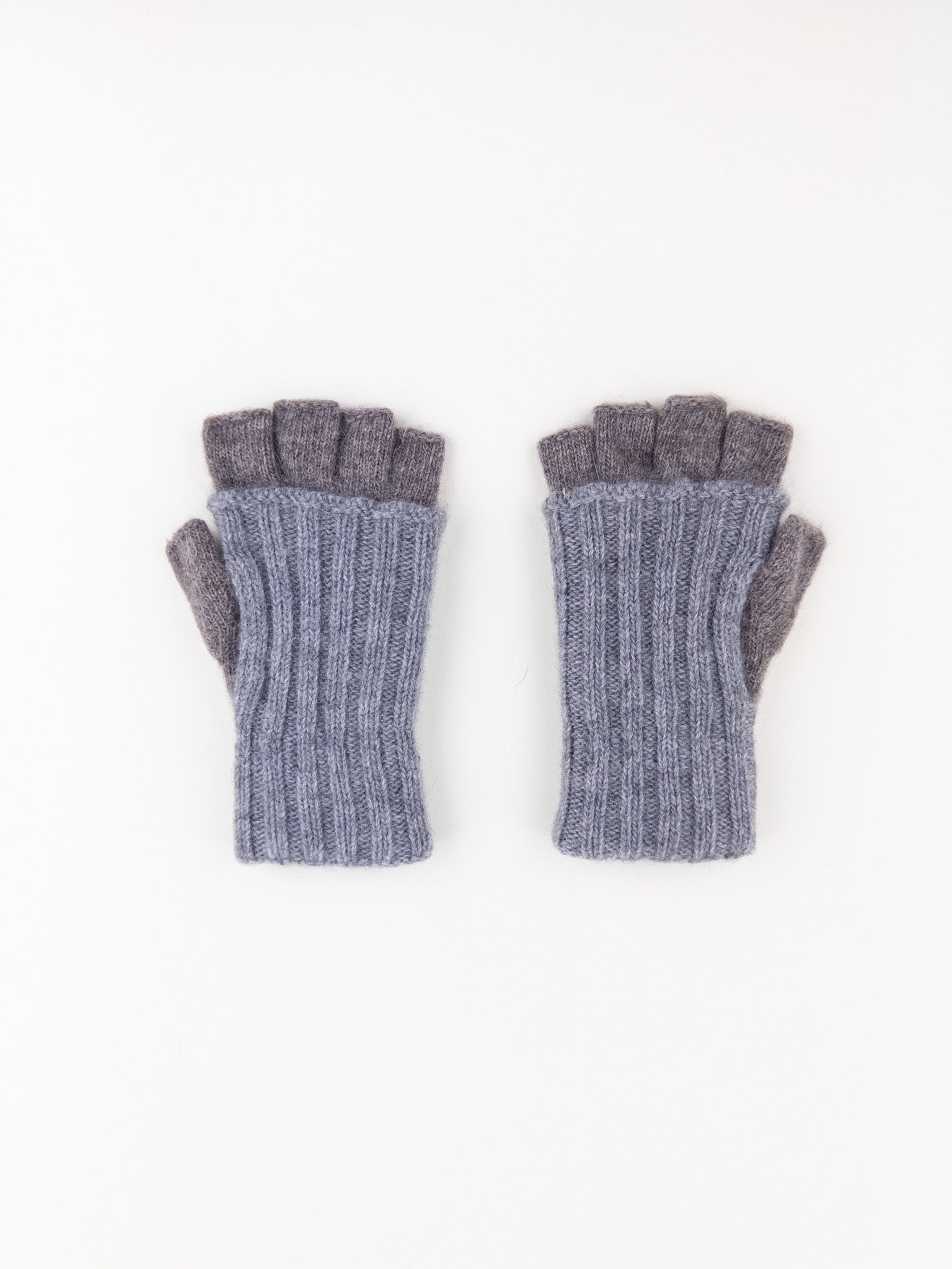 Santacana Two Tone Fingerless Gloves In Grey - Big Bag NY