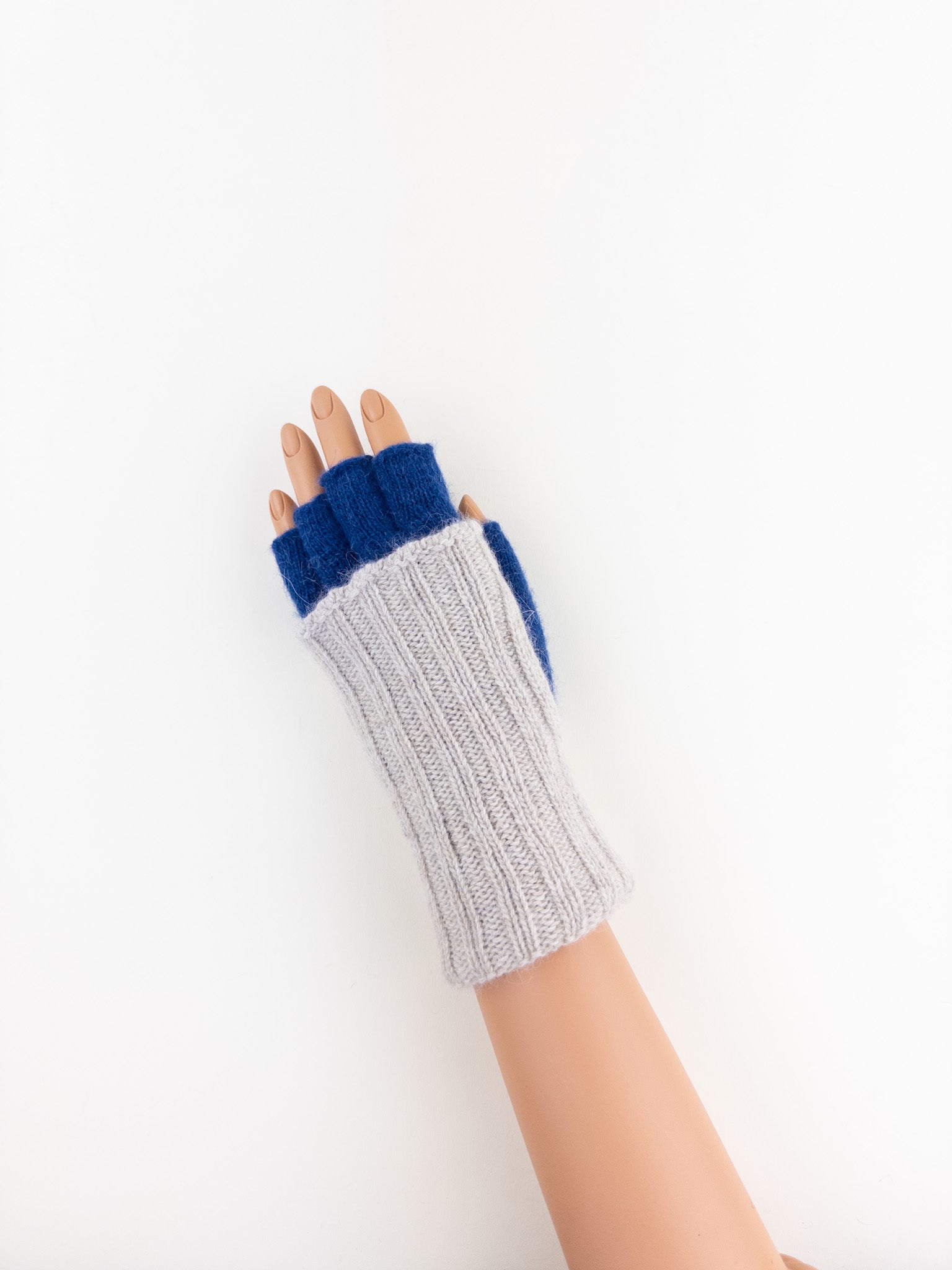 Santacana Two Tone Fingerless Gloves In Grey/Blue - Big Bag NY