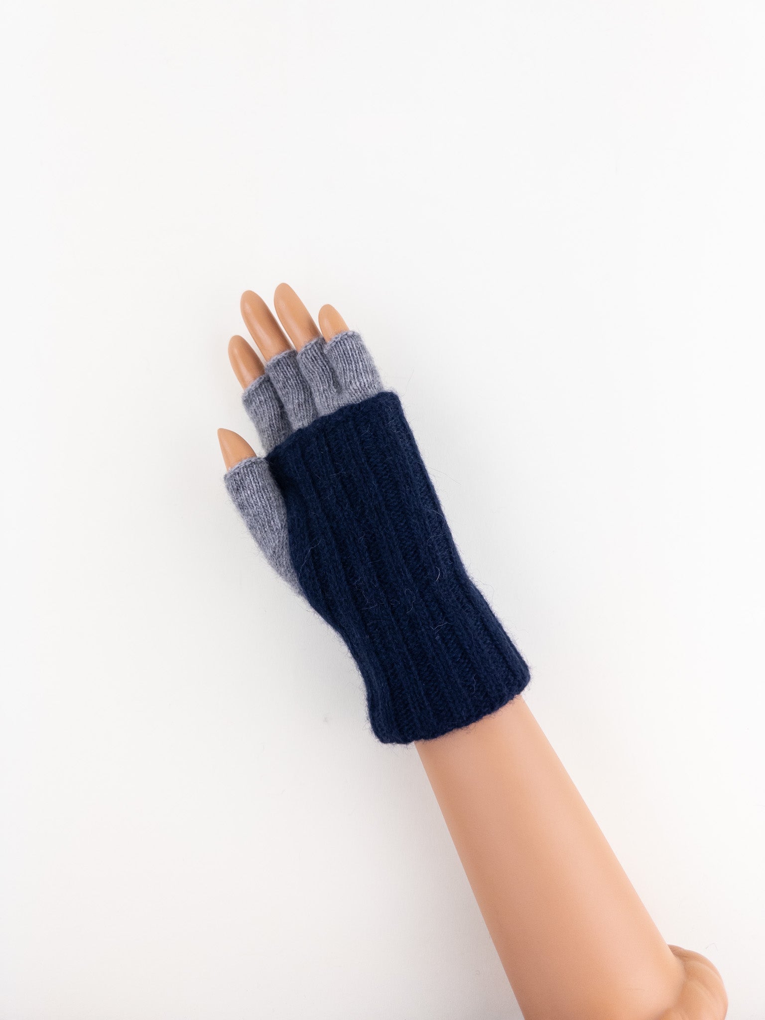 Santacana Two Tone Fingerless Gloves In Navy/Grey - Big Bag NY