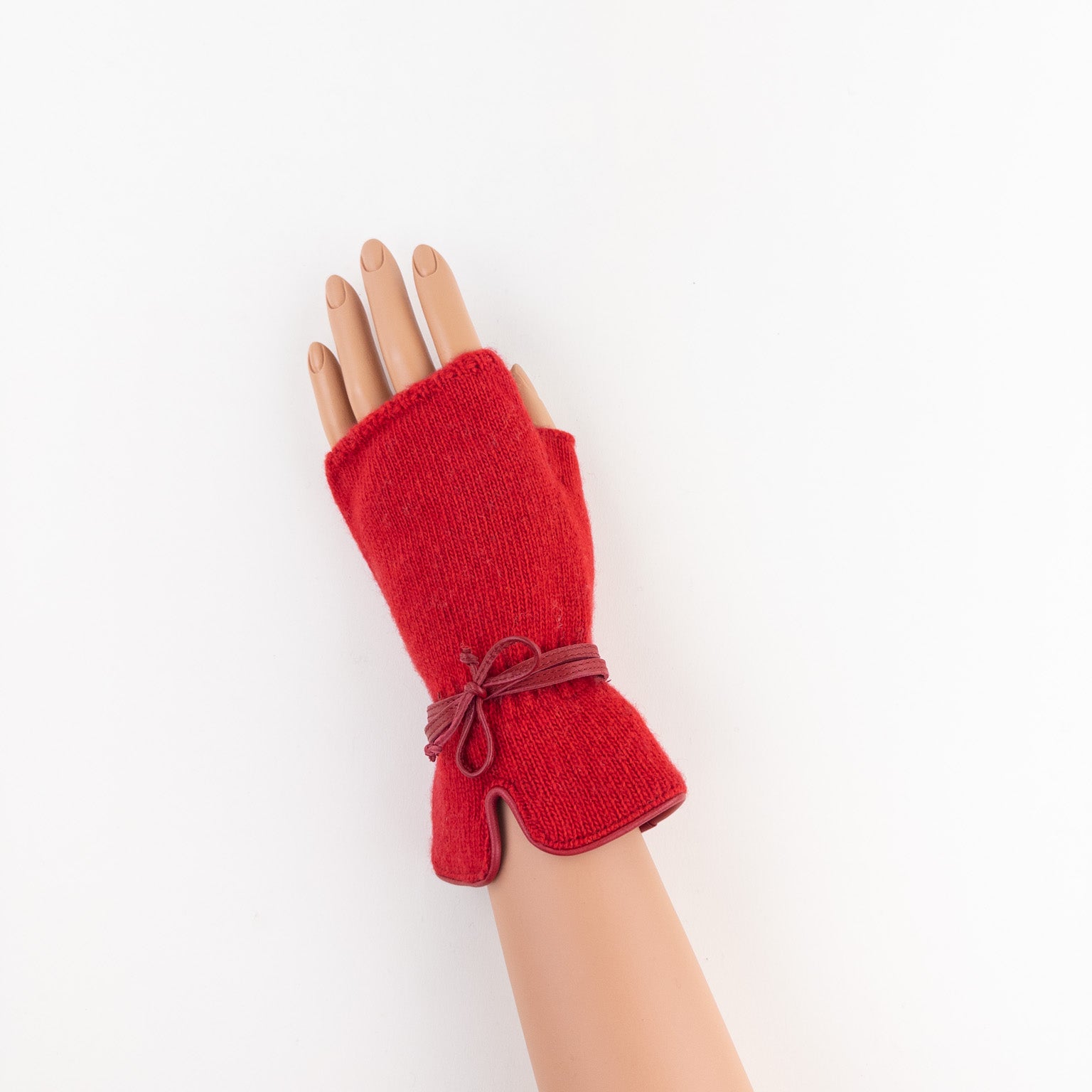 Santacana Merino and Cashmere Fingerless Glove with Leather Ribbon In Red - Big Bag NY