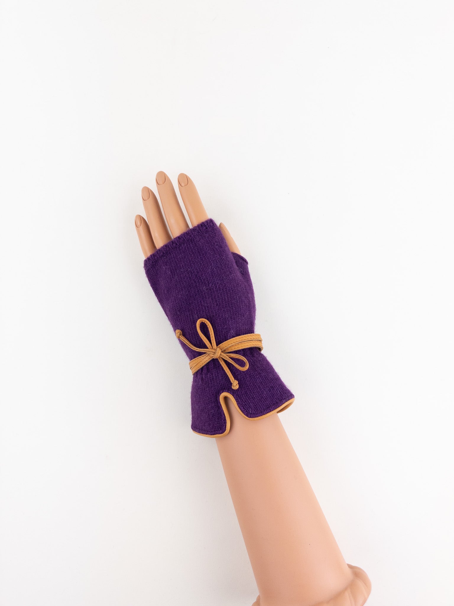 Santacana Merino and Cashmere Fingerless Glove with Leather Ribbon In Purple - Big Bag NY