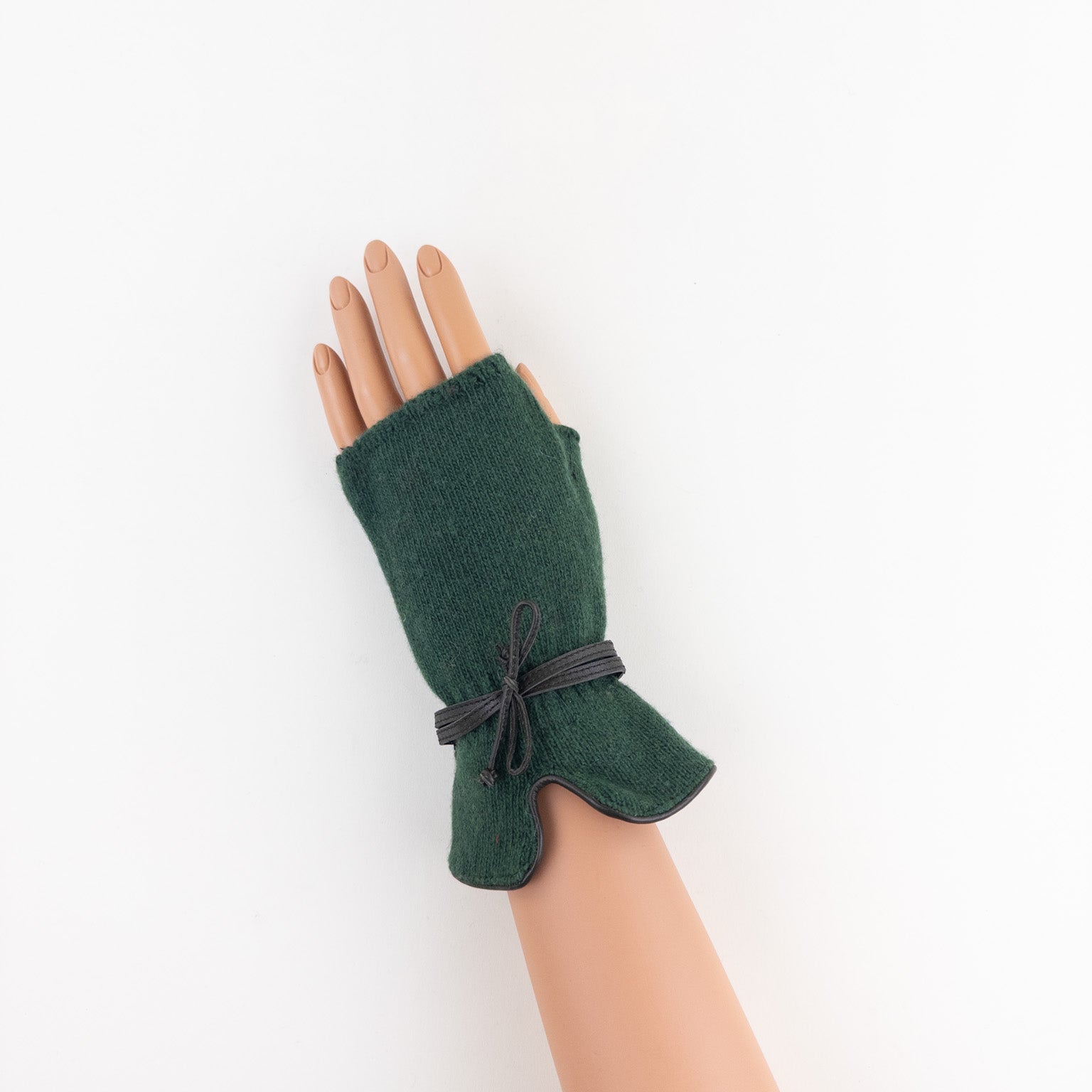 Santacana Merino and Cashmere Fingerless Glove with Leather Ribbon In Forest - Big Bag NY