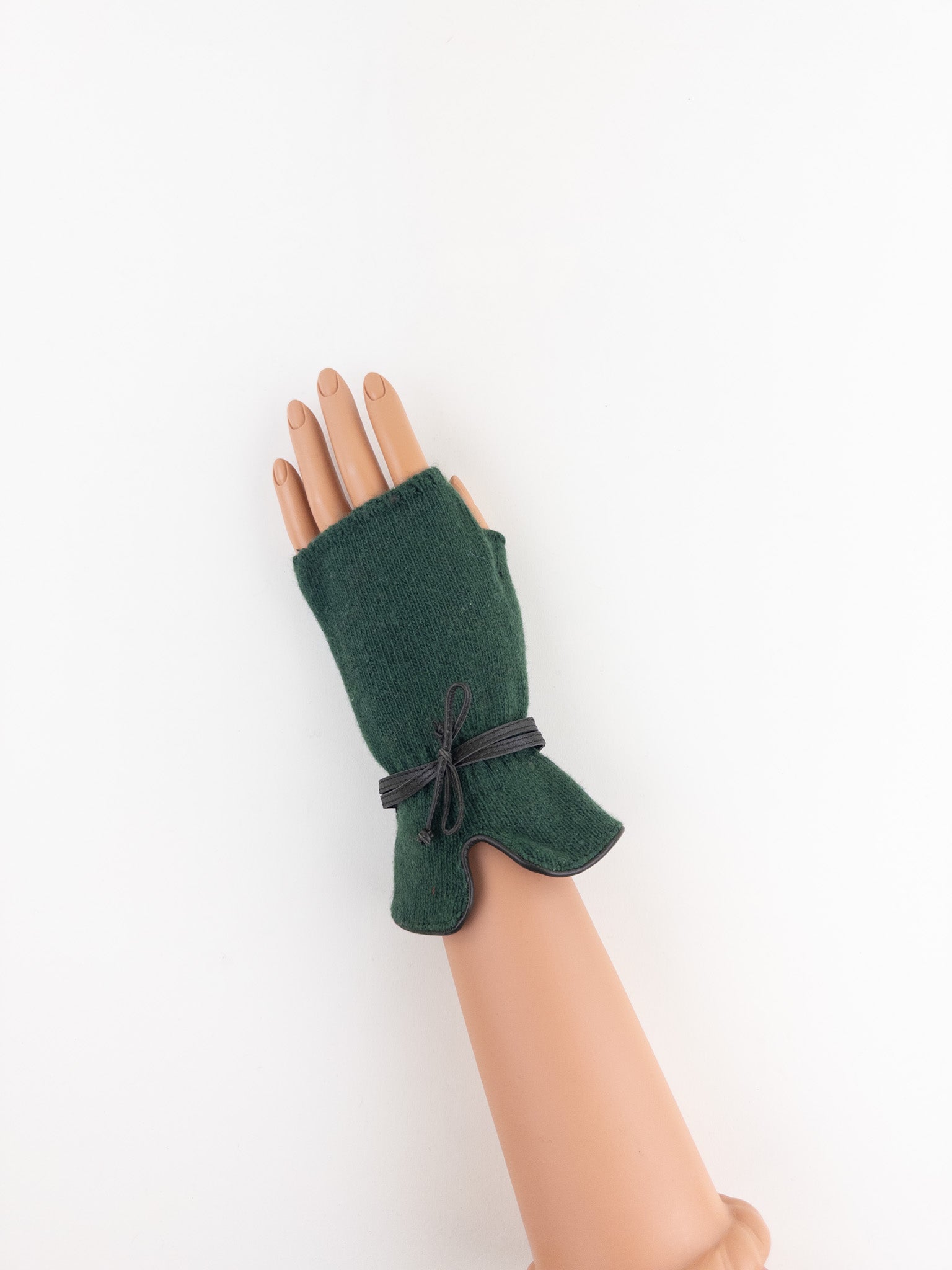 Santacana Merino and Cashmere Fingerless Glove with Leather Ribbon In Forest - Big Bag NY