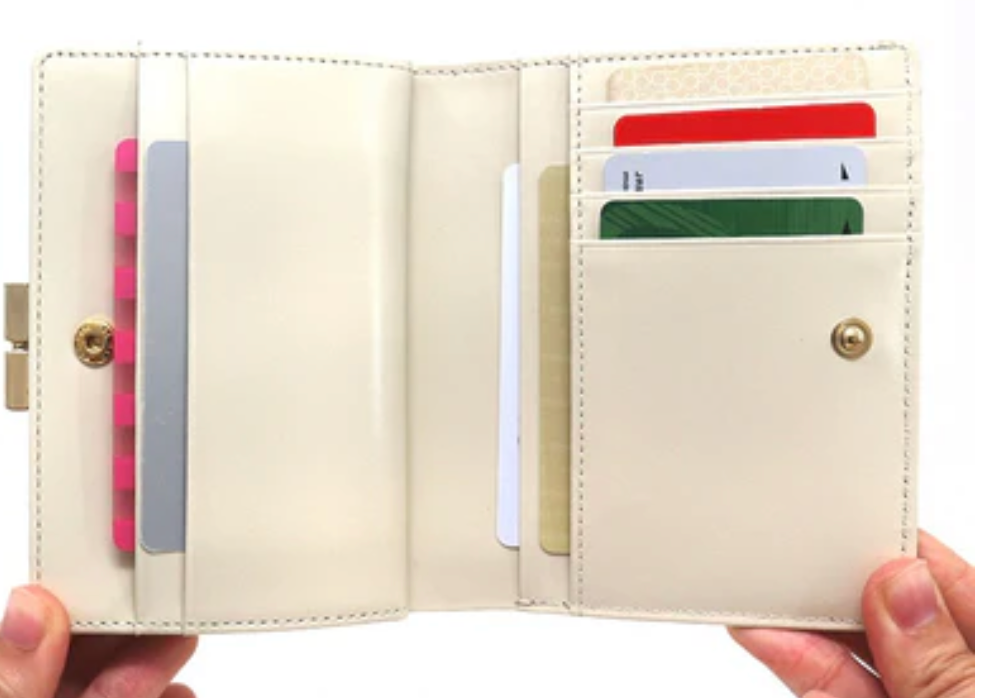 Bunkoya Oozeki Flowers and Cats Billfold with Clasp7 - Big Bag NY