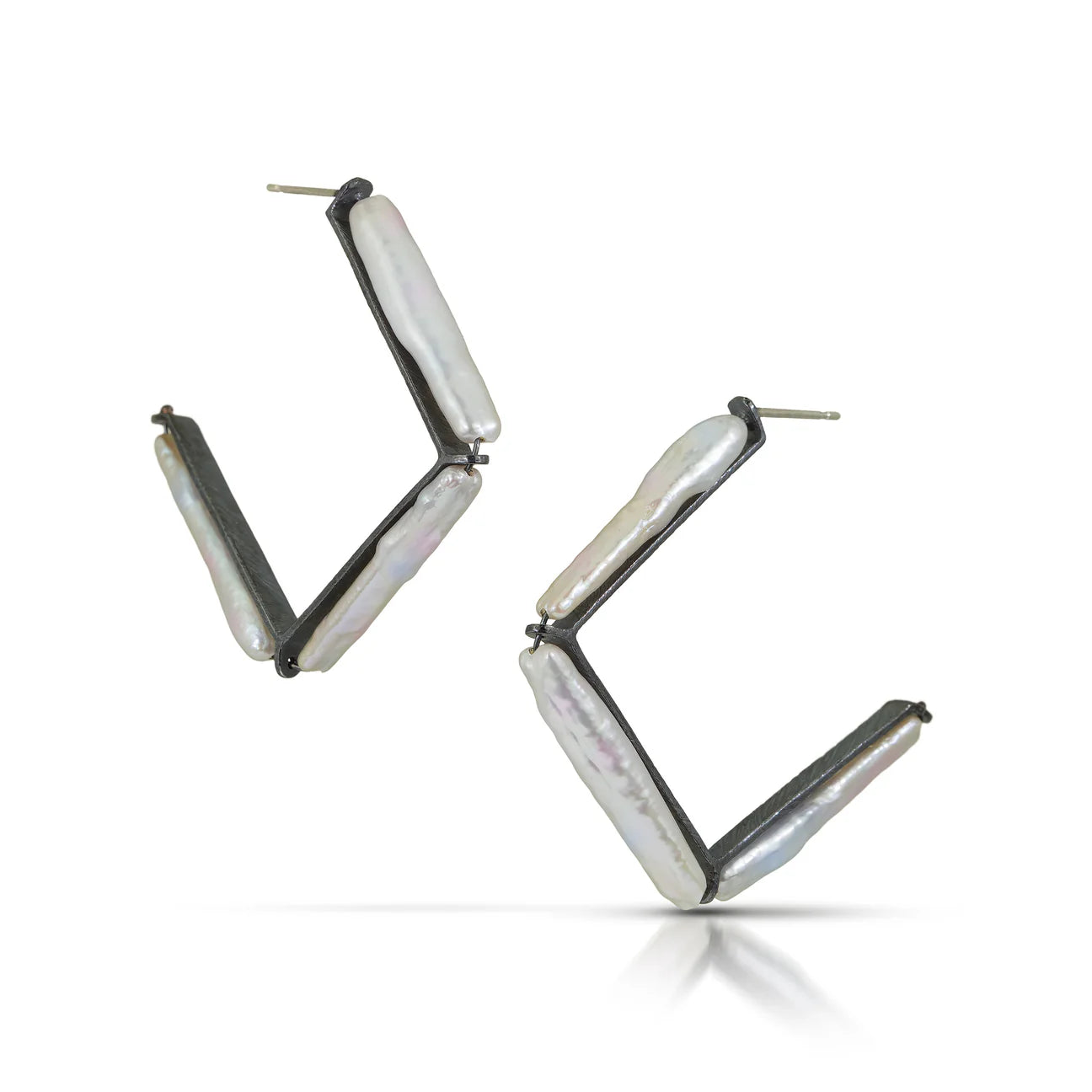 Heather Guidero Small Pearl Angle Hoop Earrings - Big Bag NY