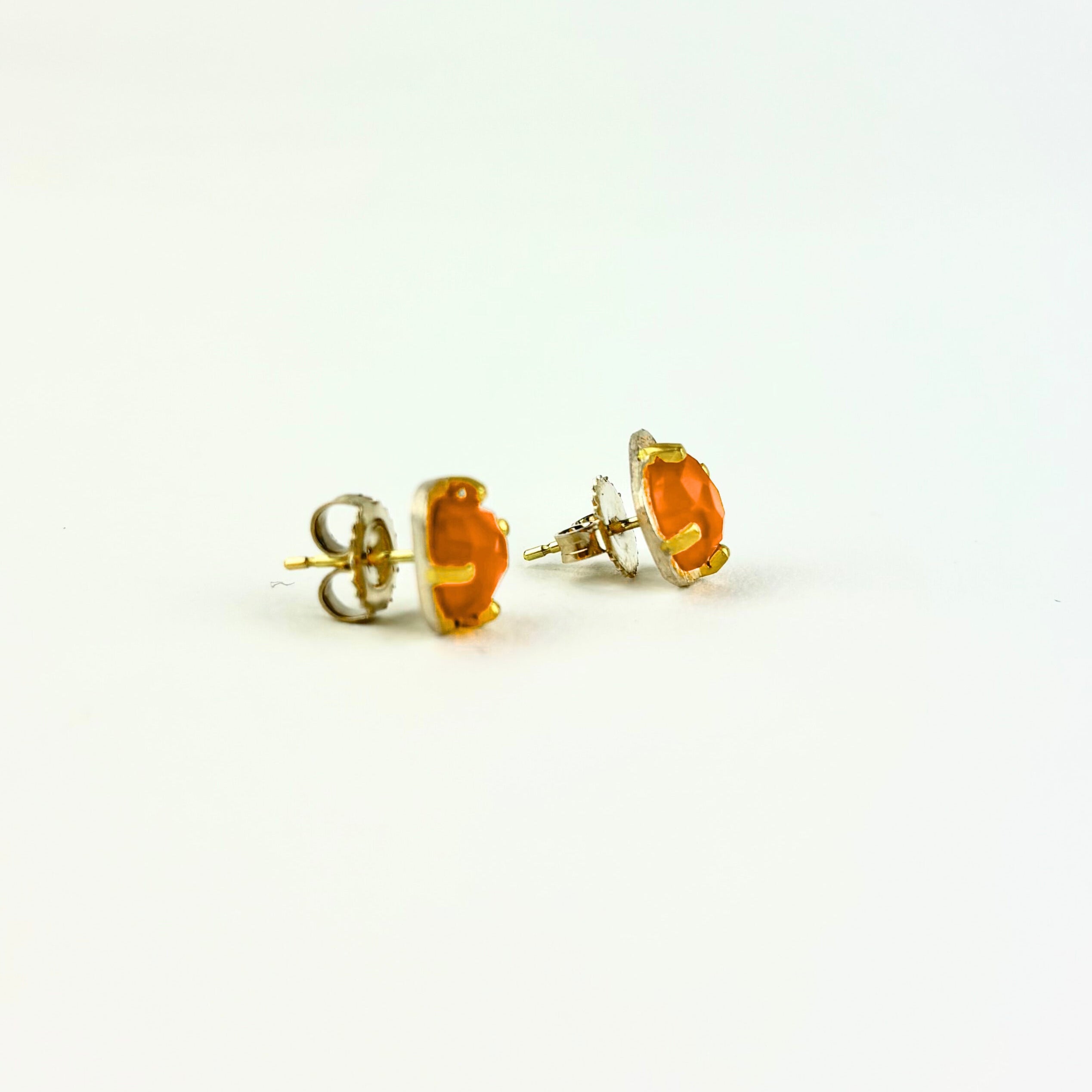 Carved Small Teardrop Prong Set Earrings - Big Bag NY