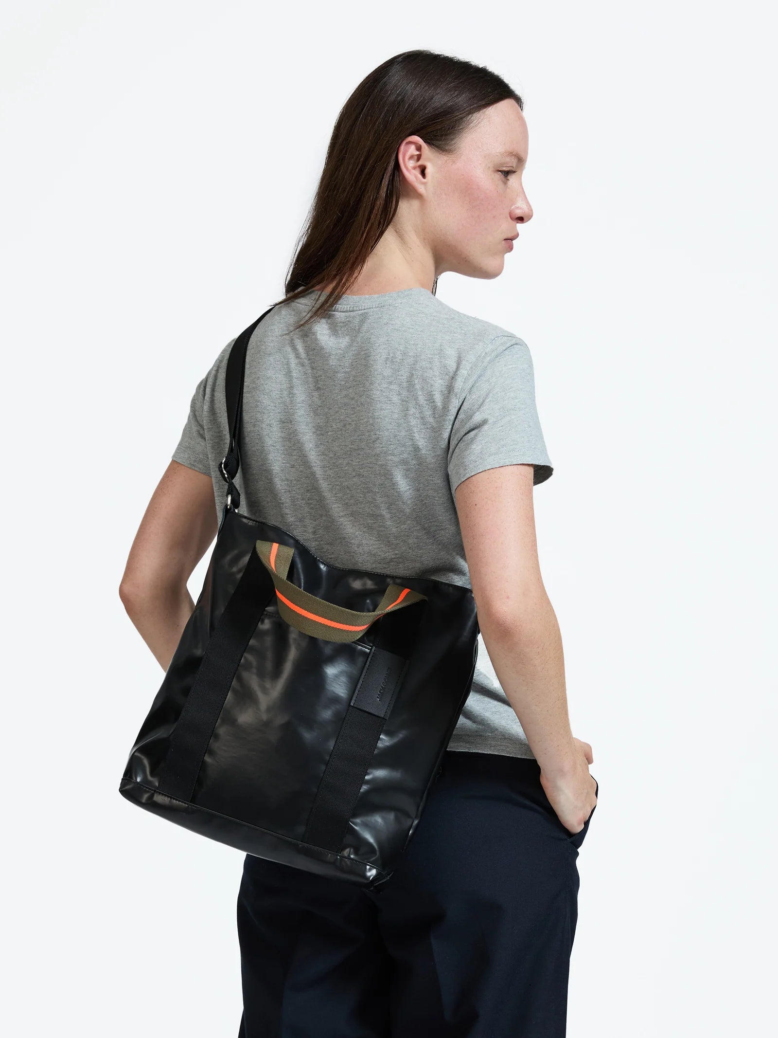 Jack Gomme PETIT CALVI Escape Tote Bag in Black - Big Bag NY