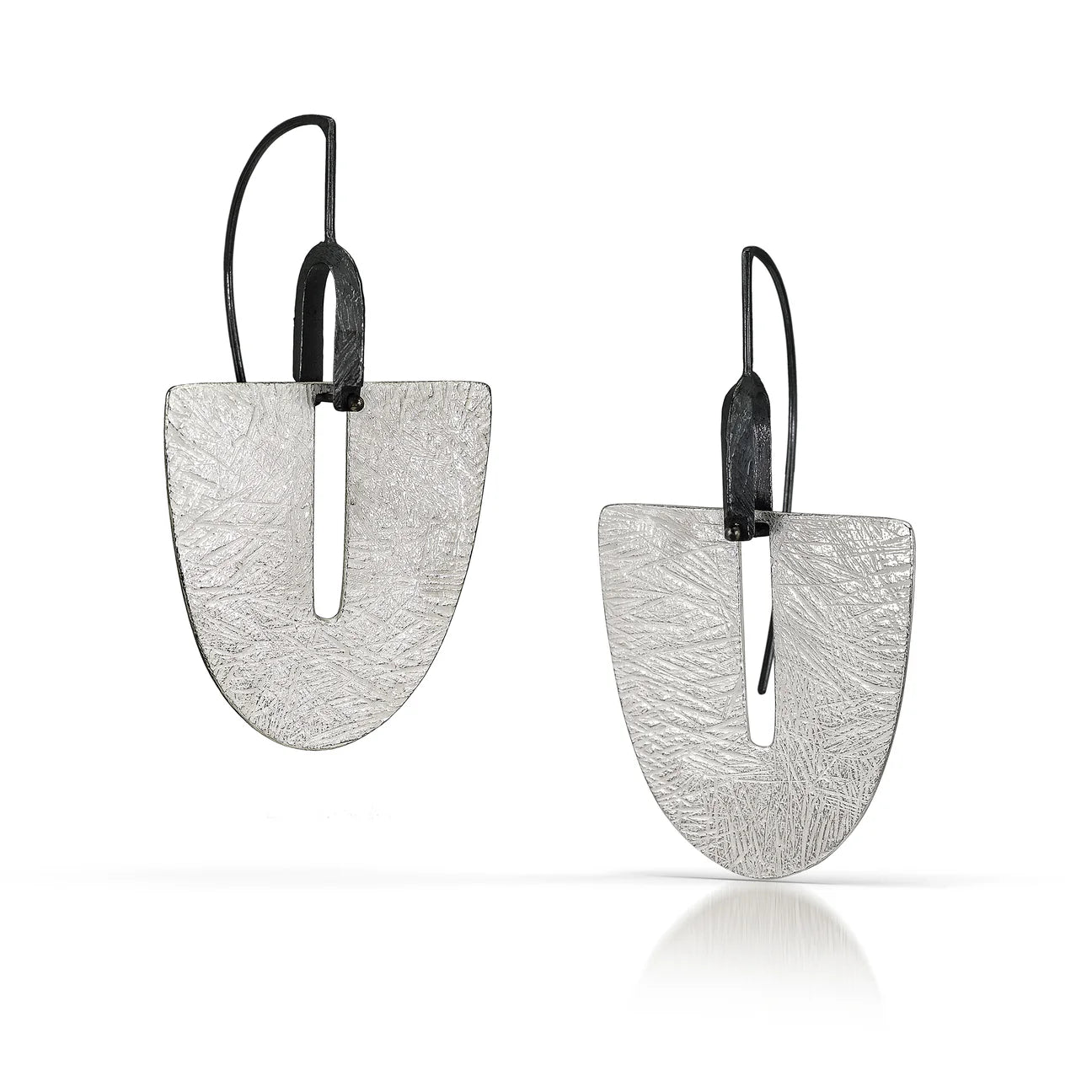 Heather Guidero Carved Arch Slot Earrings - Big Bag NY