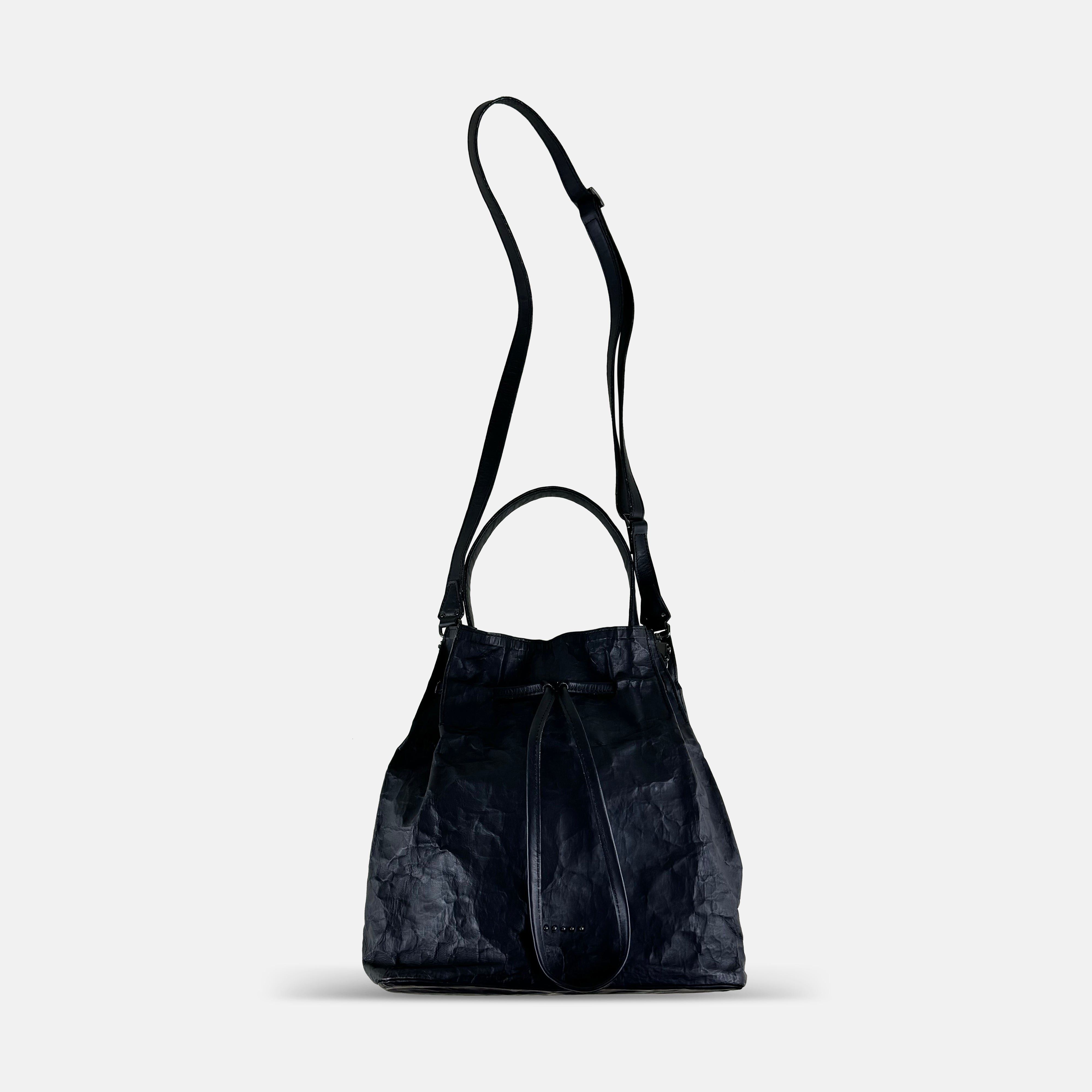 Cinch Crossbody Bag in Black - Big Bag NY