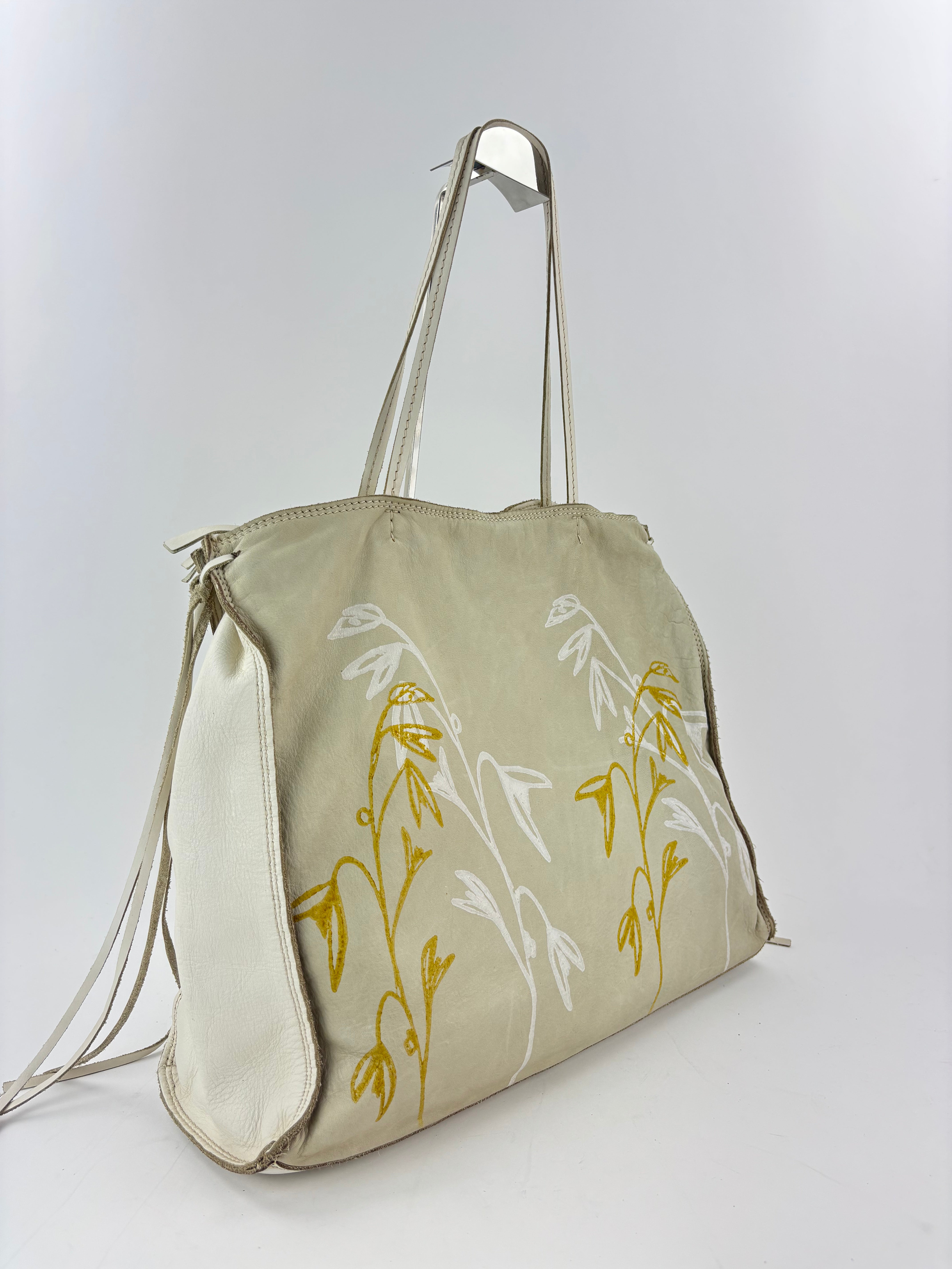 Caterina Lucchi Floral Zipper Tote White Cream - Big Bag NY