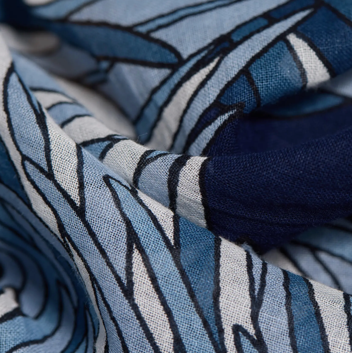 Inoui Editions Freddy Cotton Scarf Blue