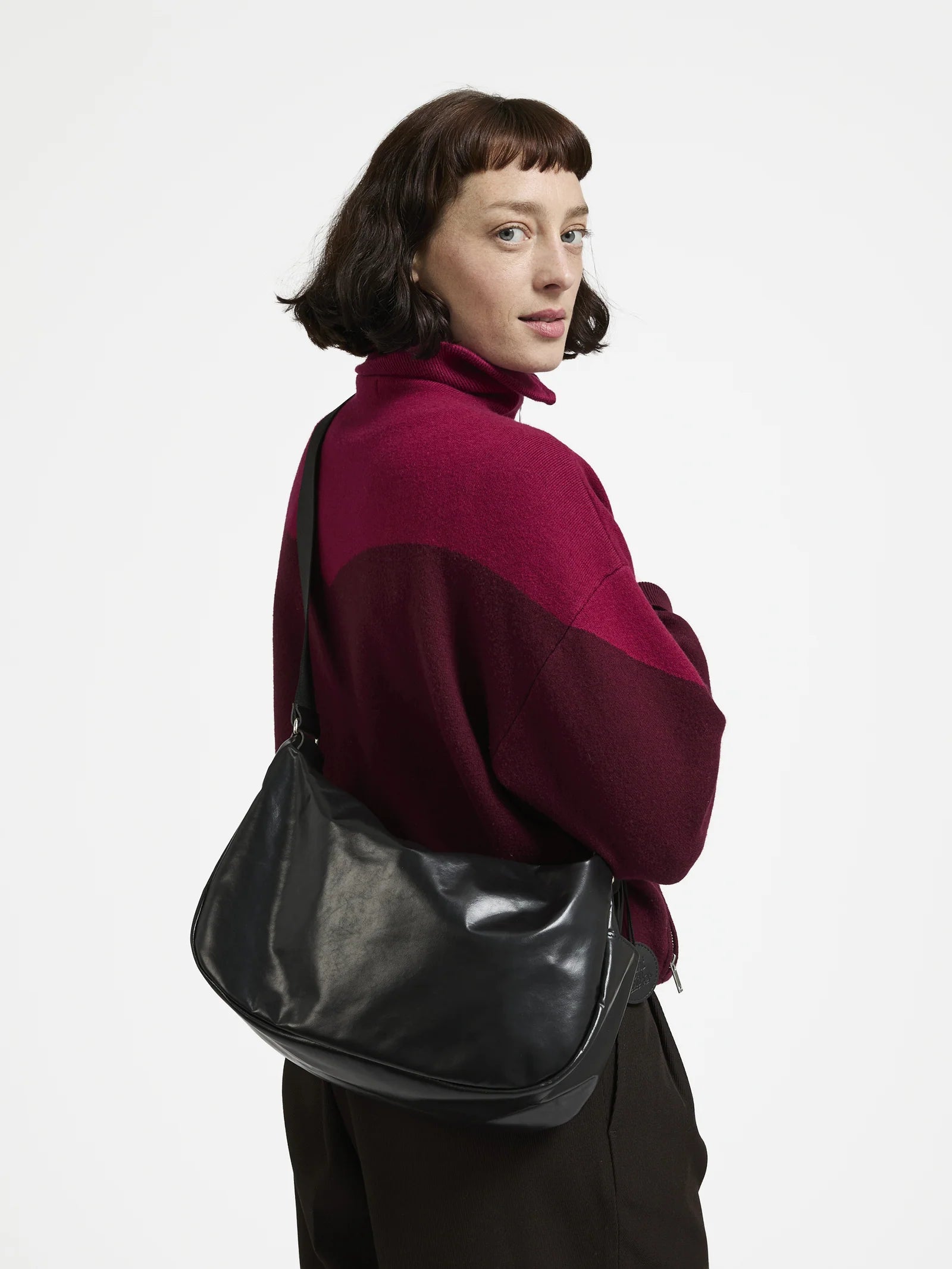 Jack Gomme JOY Light Leather Shoulder Bag in Black - Big Bag NY