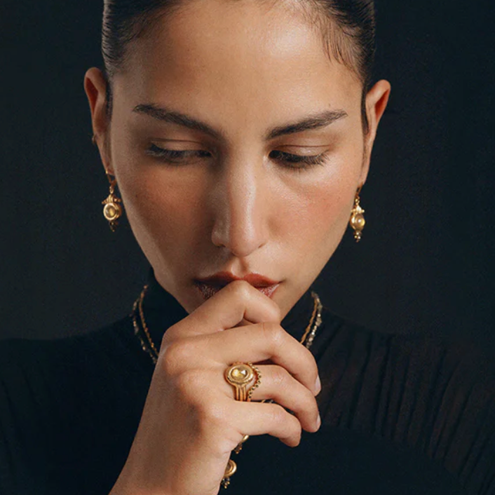 LA2L Rhoda Signet Ring in Citrine2-BigBagNY