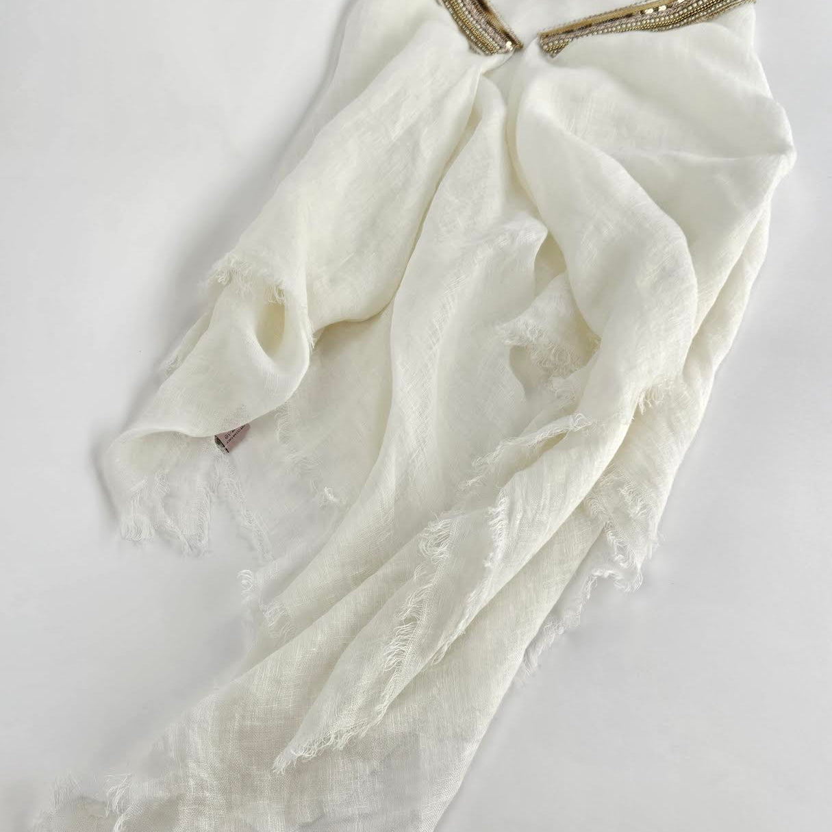 Linen Beaded Collar Shawl in White - Big Bag NY