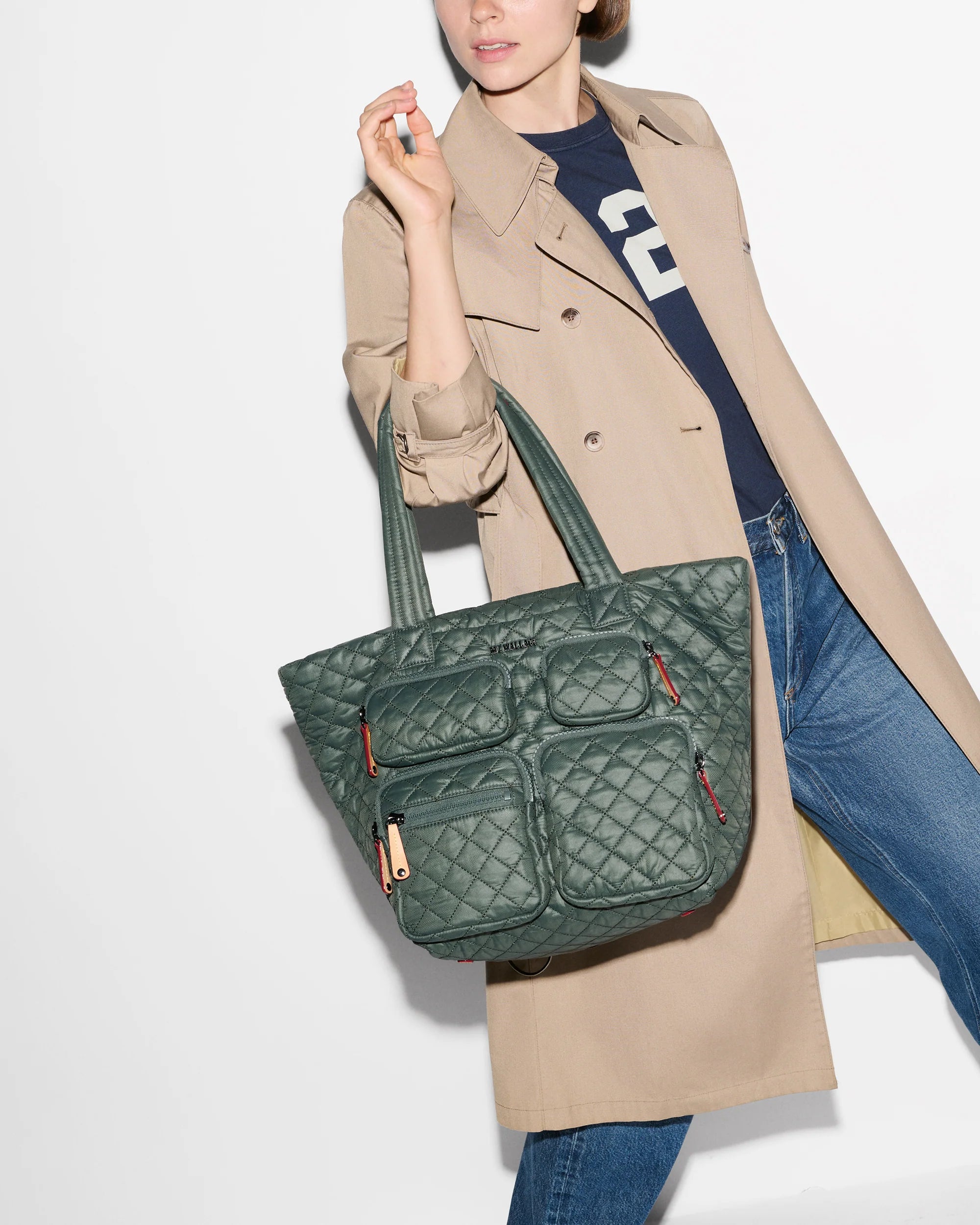 Medium Metro Travel Tote in Juniper - Big Bag  NY