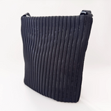 Pochette Square DEEP in Black LINE