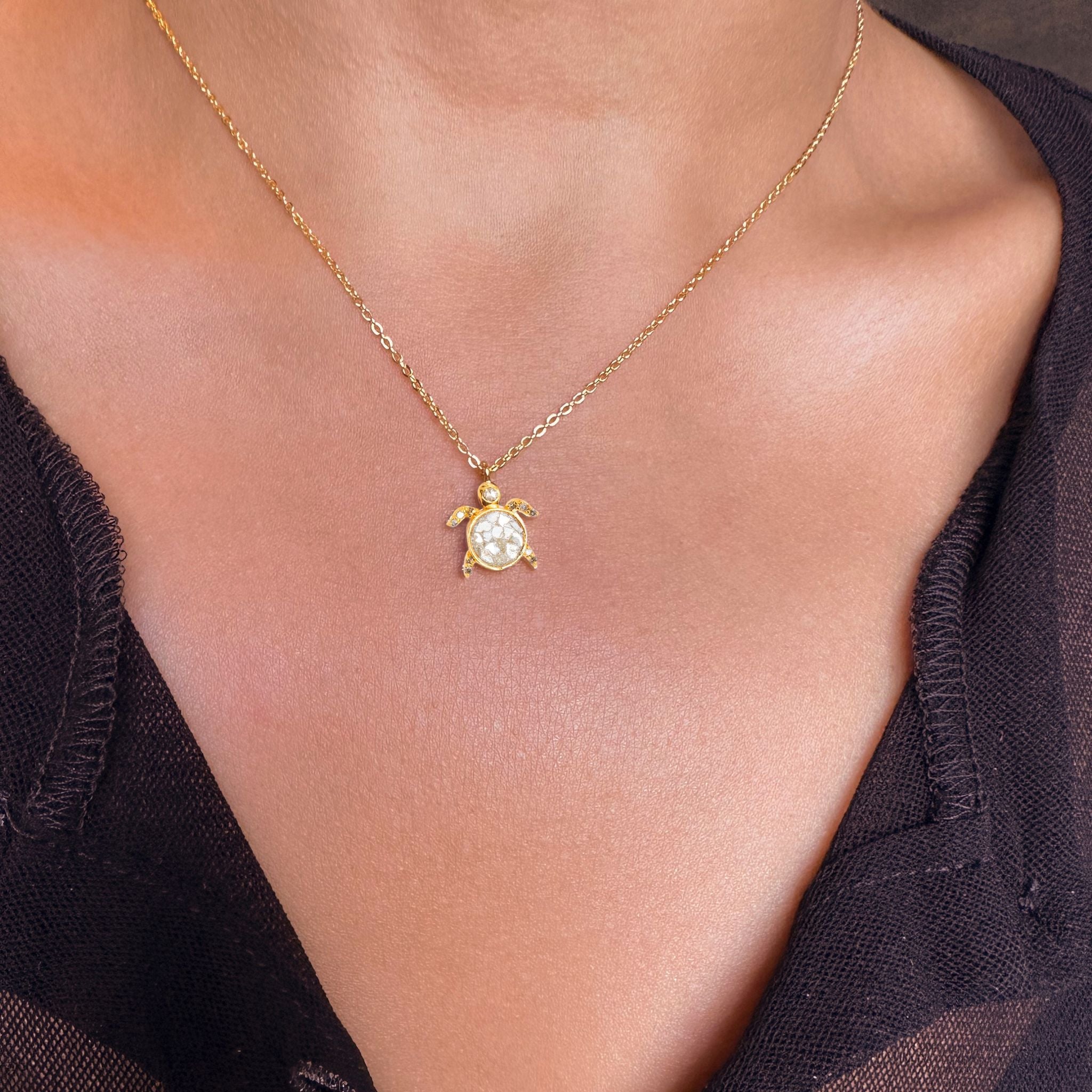 Shana Gulati Turtle Pendant Necklace - Big Bag NY