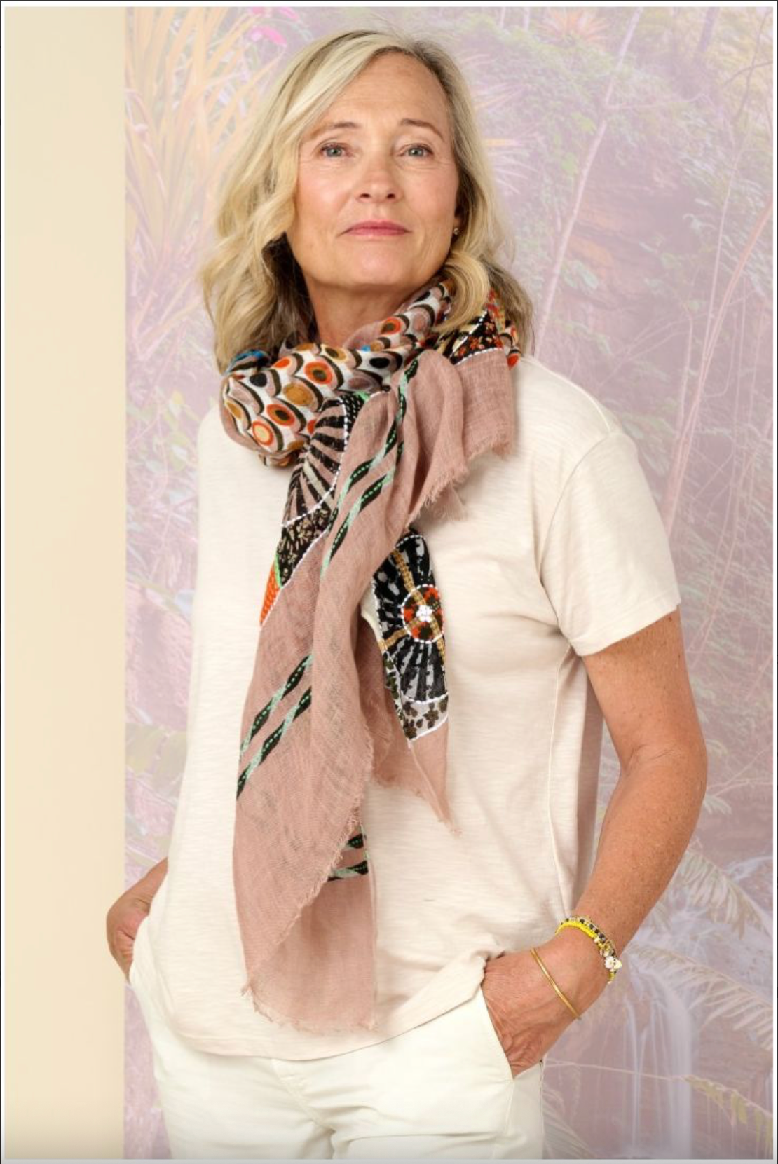 Storiatipic Bella Linen Scarf Beige - Big Bag NY