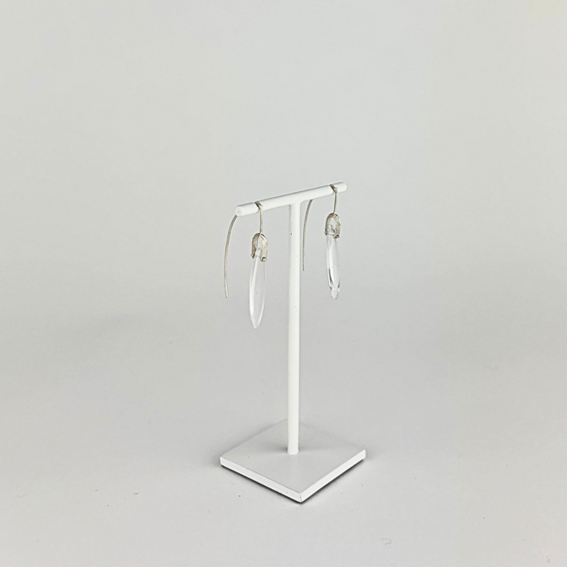 Heather Guidero Short Bridle Drop Earrings in Clear Quartz - Big Bag NY