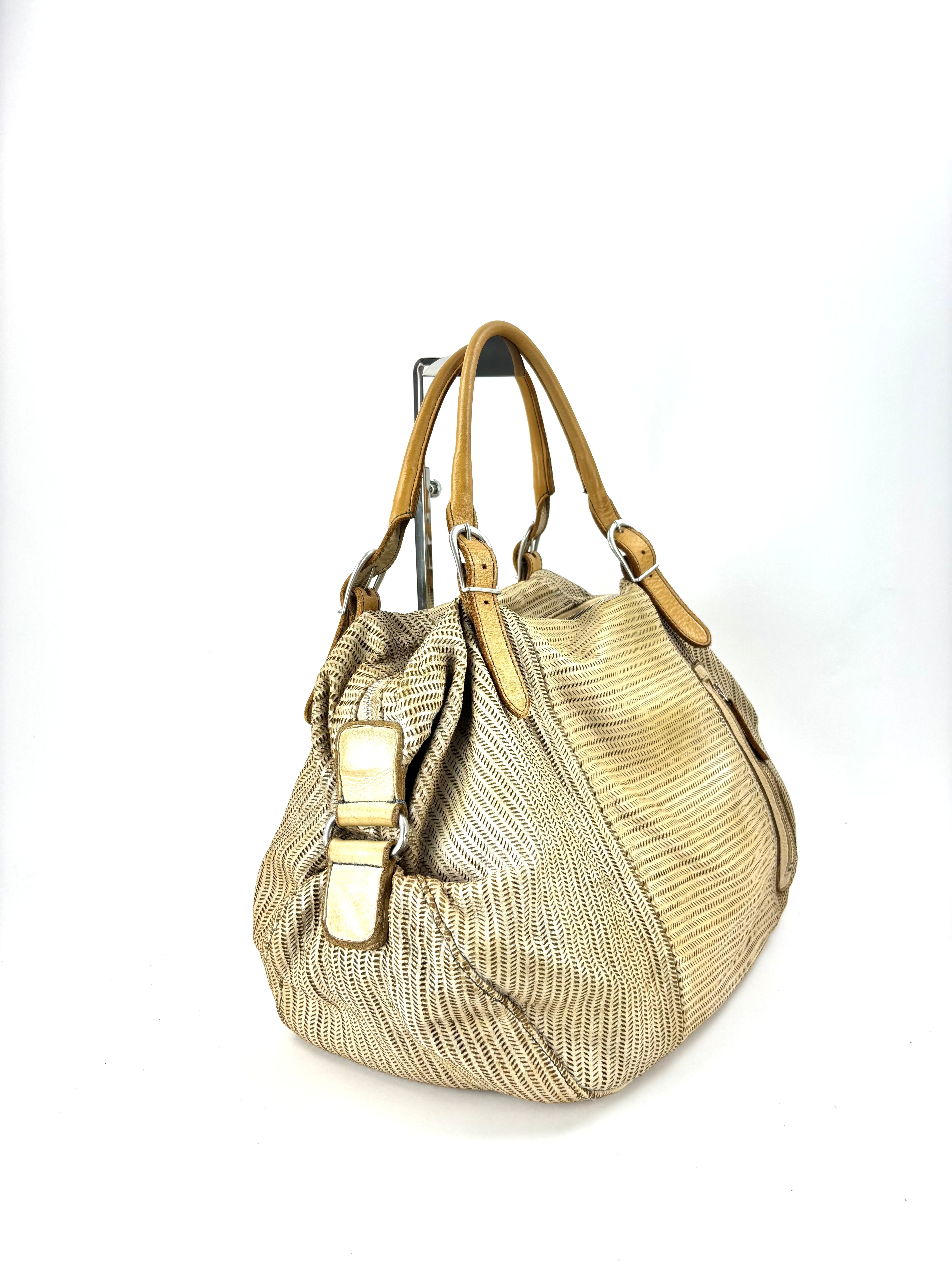 Vive La Difference KIMI V Large Shoulder Bag White RIce- Big Bag NY 1