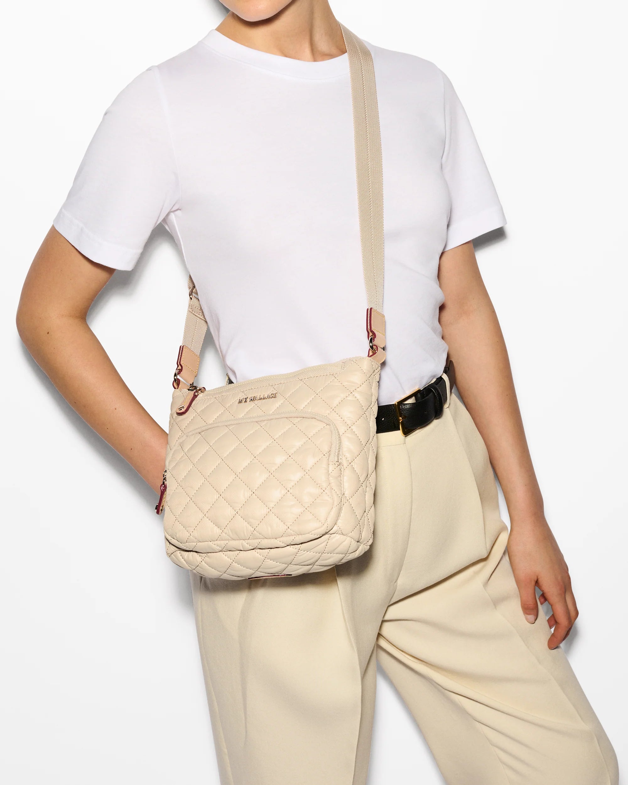 Metro Scout Crossbody Deluxe in Buff - Big Bag NY