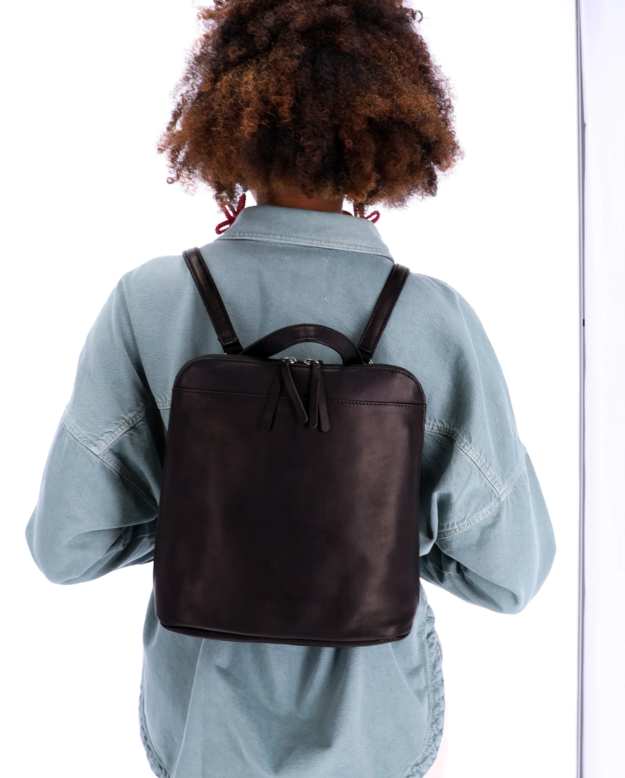 Les Ateliers Foures Andromede Leather Backpack