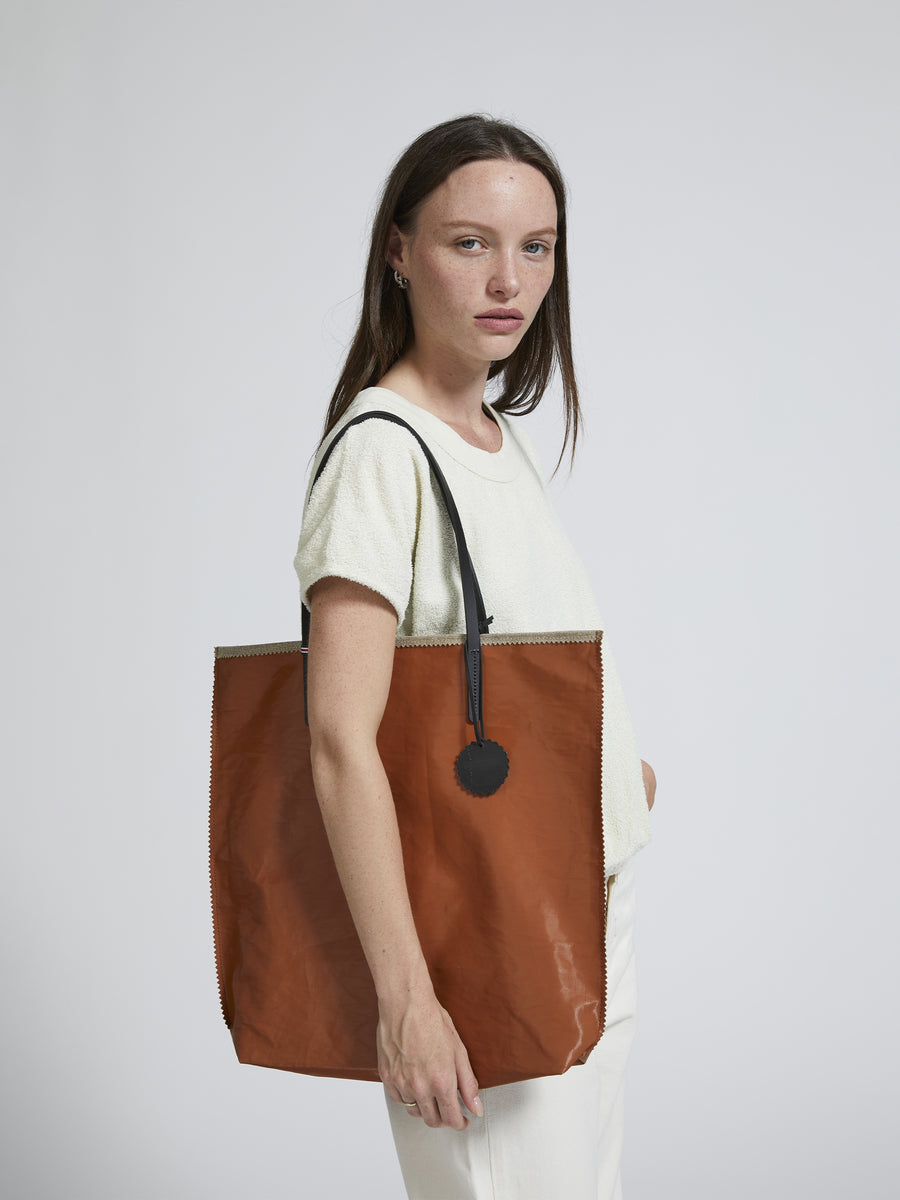 AMIE Linen Tote Bag