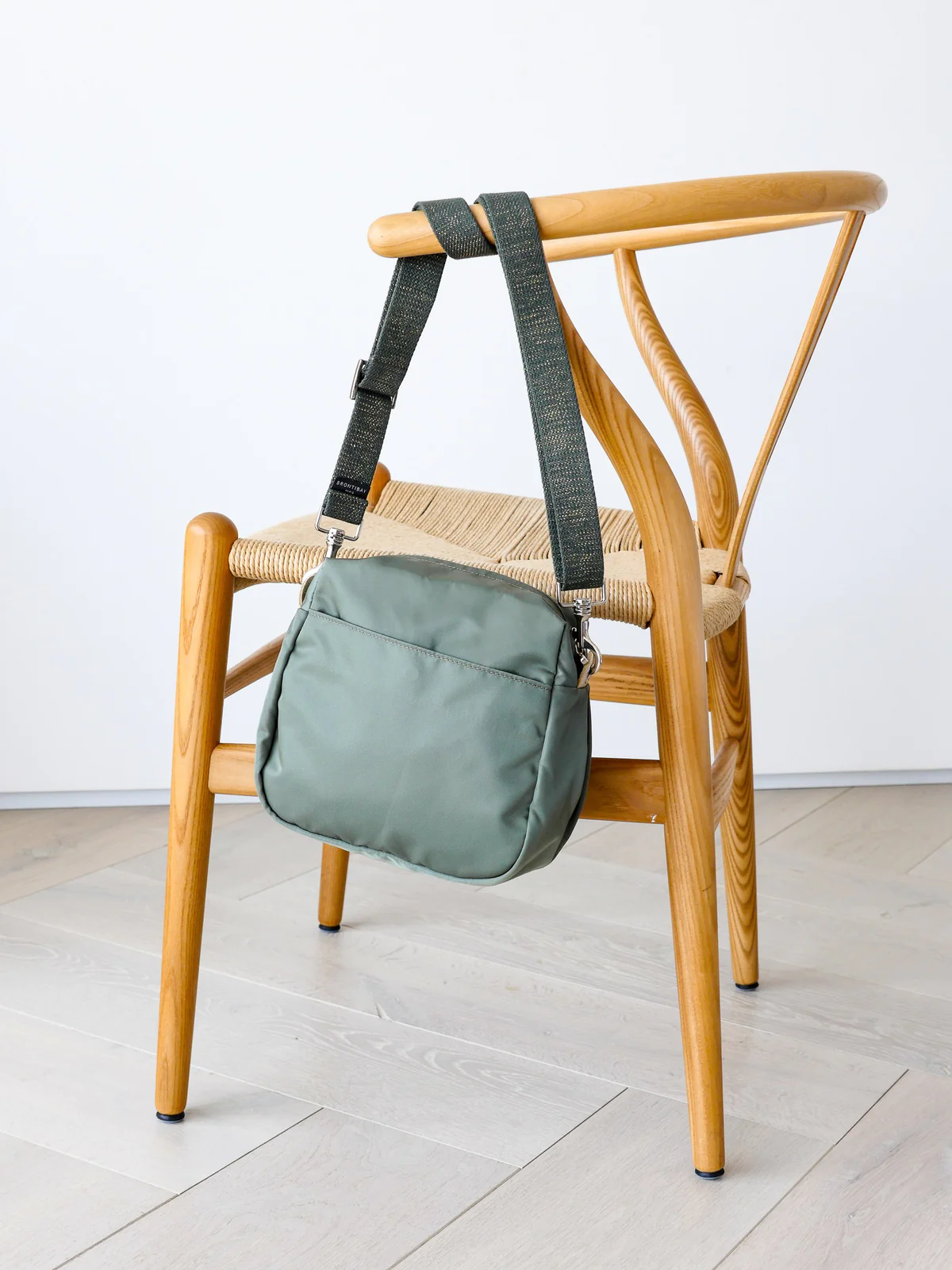 Brontibay Baia Satin Nylon Crossbody Bag Willow - Big Bag NY